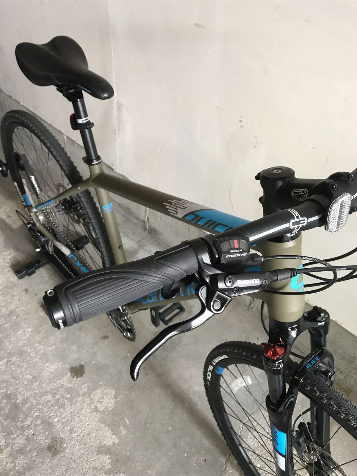 2016 Cannondale Quick CX2 700c Size Medium - Fresh Stock Dated December 2025