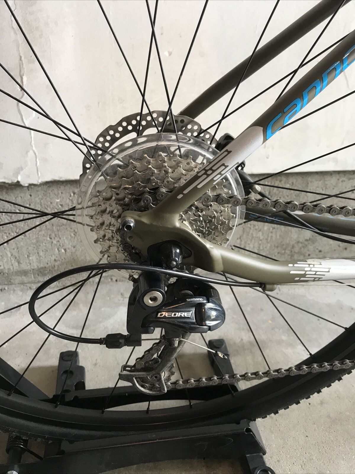 2016 Cannondale Quick CX2 700c Size Medium - Fresh Stock Dated December 2025