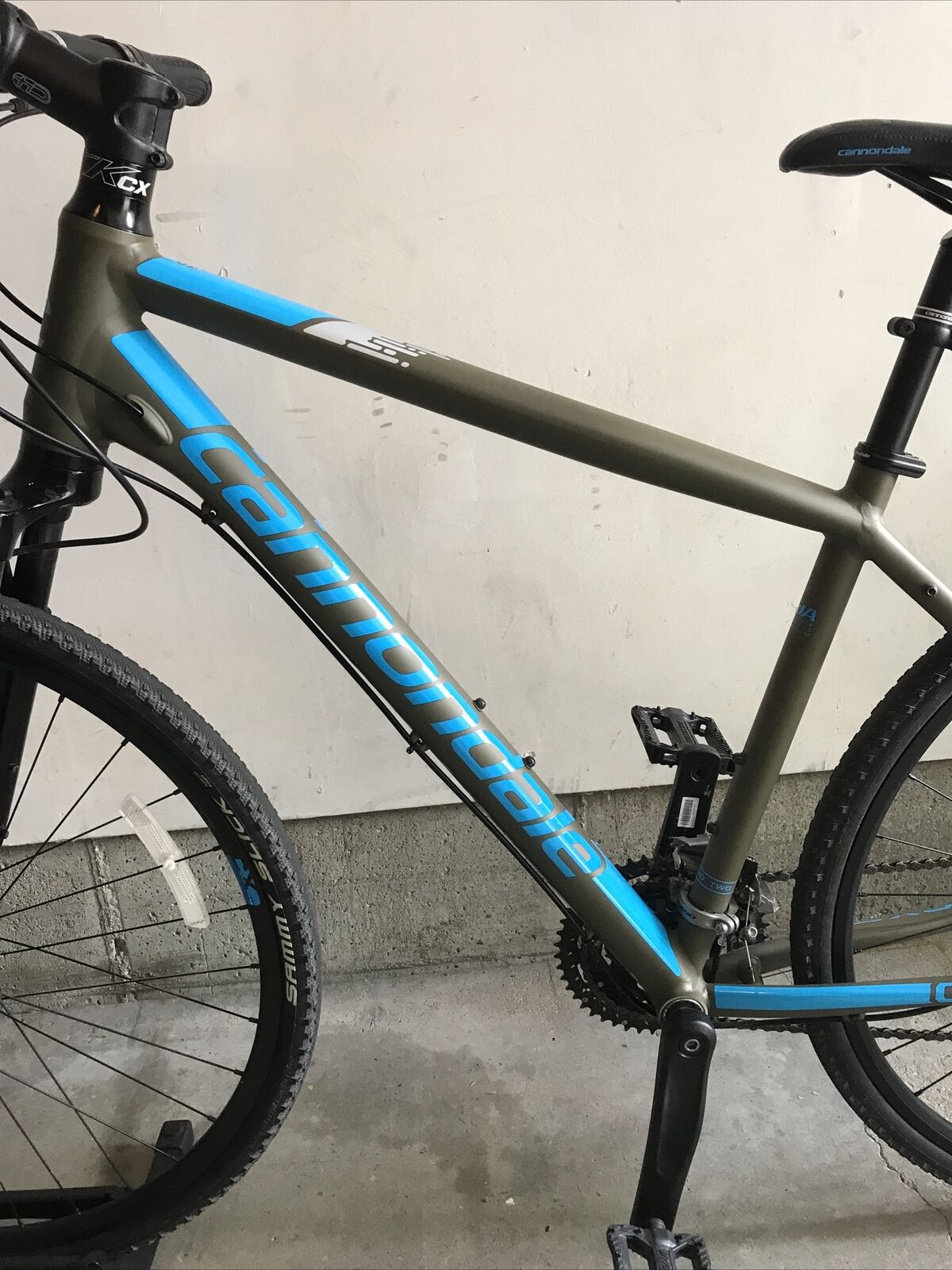 2016 Cannondale Quick CX2 700c Size Medium - Fresh Stock Dated December 2025