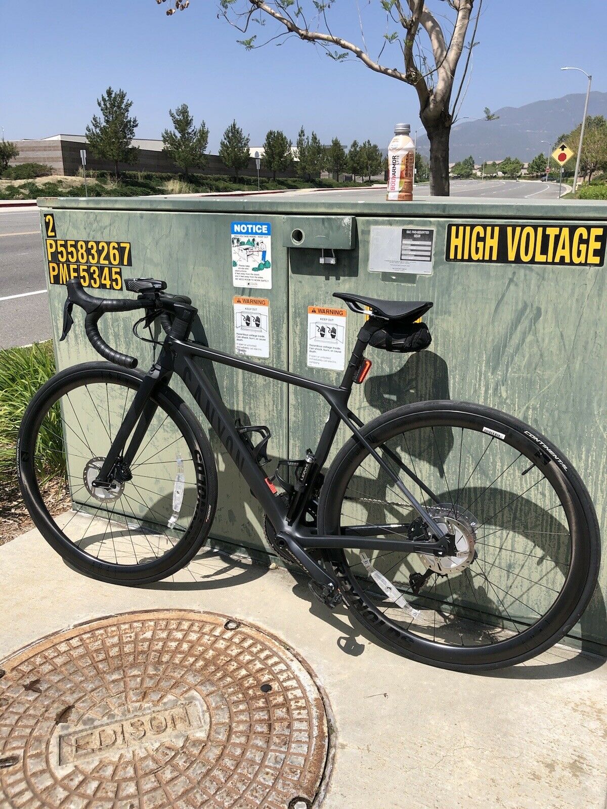 Canyon Ultimate CF SL 2XS - Fresh Stock Dated December 2025