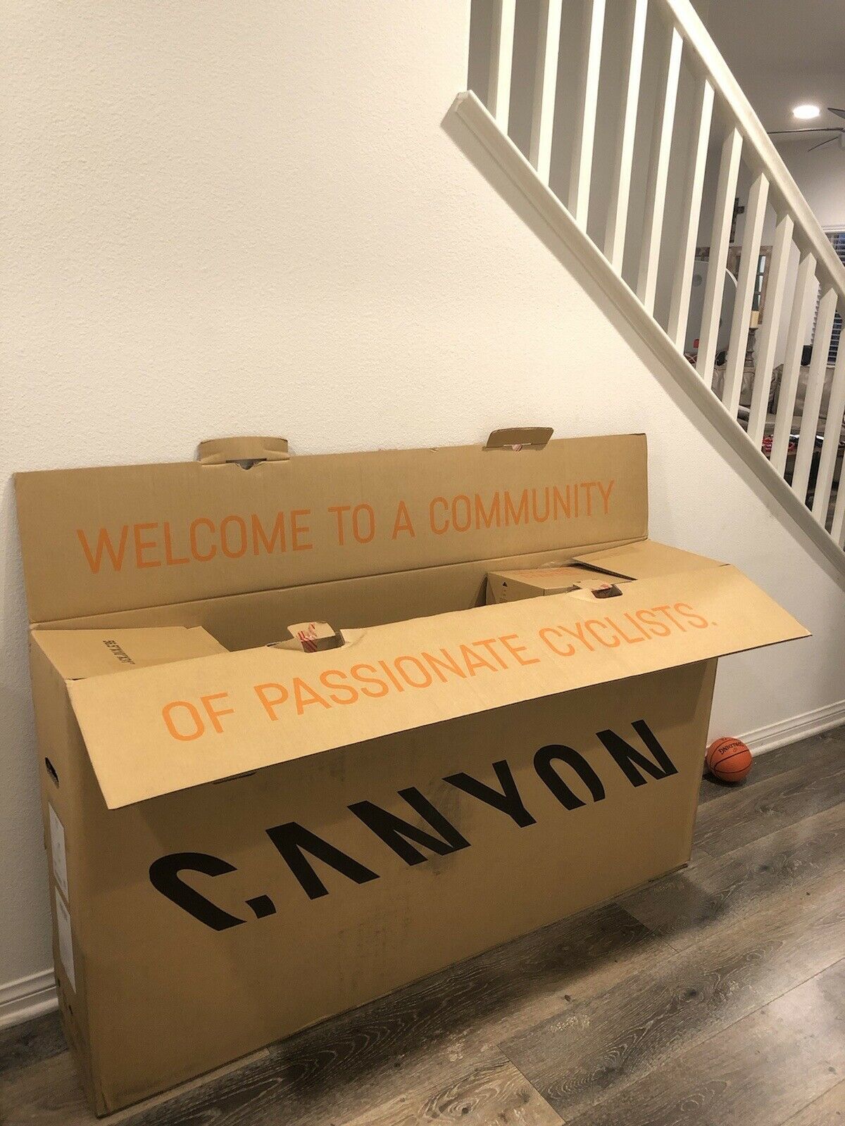 Canyon Ultimate CF SL 2XS - Fresh Stock Dated December 2025