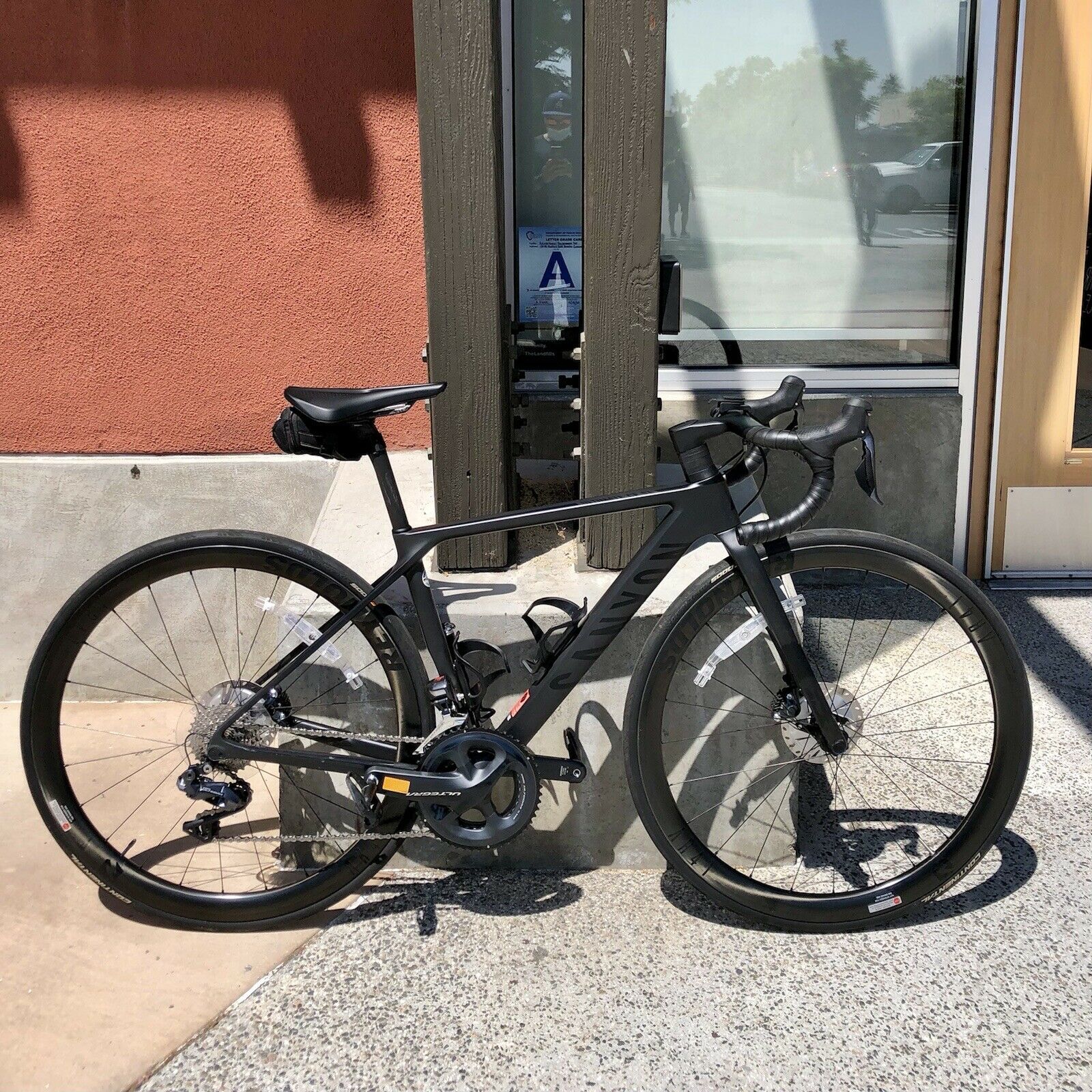 Canyon Ultimate CF SL 2XS - Fresh Stock Dated December 2025