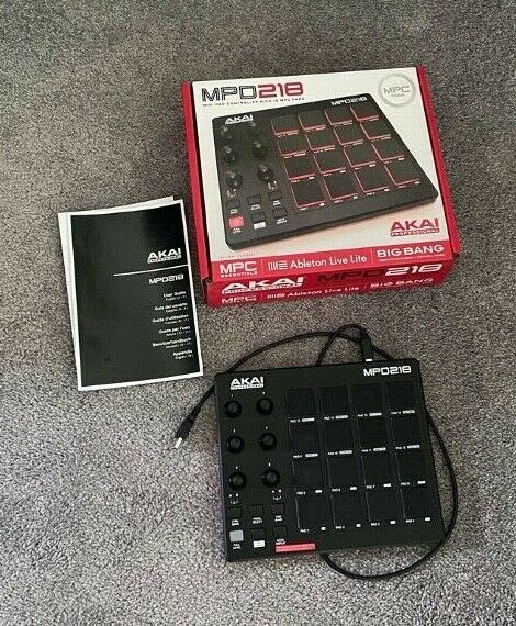 Akai professional mpd218 drum pad - Fresh Stock Dated December 2025