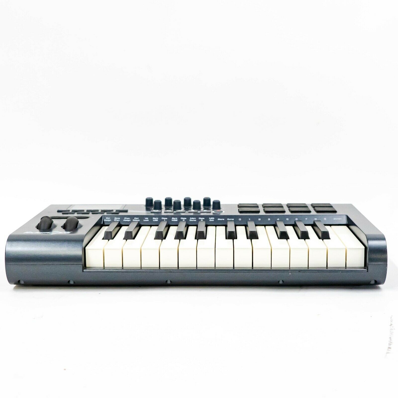 M-Audio Axiom 25 - 25-key USB MIDI Keyboard Controller with Semi-weighted Action - Fresh Stock Dated December 2025