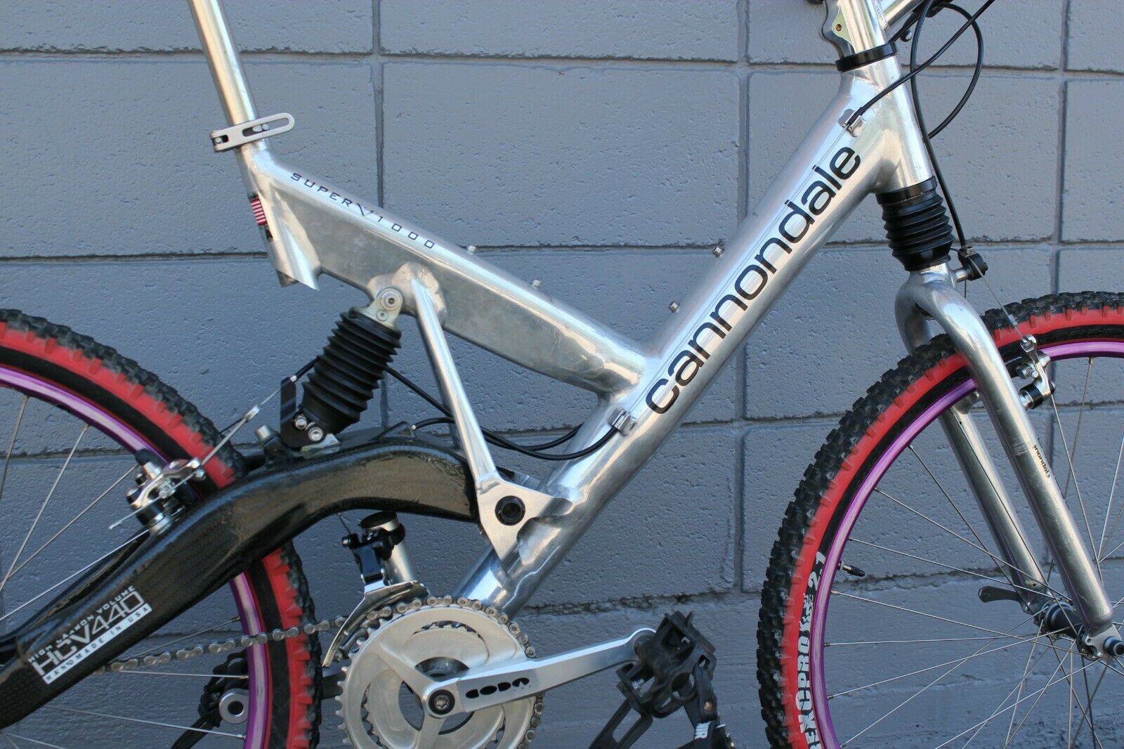 Vintage 1995 Cannondale Super V 1000 Mountain Bike Full Suspension Carbon USA - Fresh Stock Dated December 2025