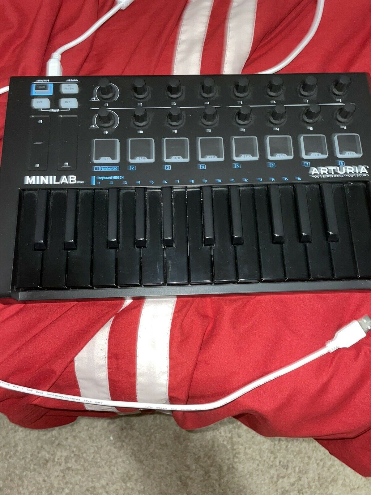 arturia minilab mkii 25 slim-key controller - Fresh Stock Dated December 2025
