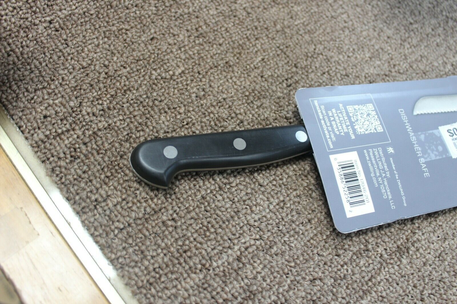 ZWILLING J A HENCKELS 17046-201  BREAD KNIFE-GERMAN STEEL-FREE SHIP IN THE USA - Fresh Stock Dated February 2026