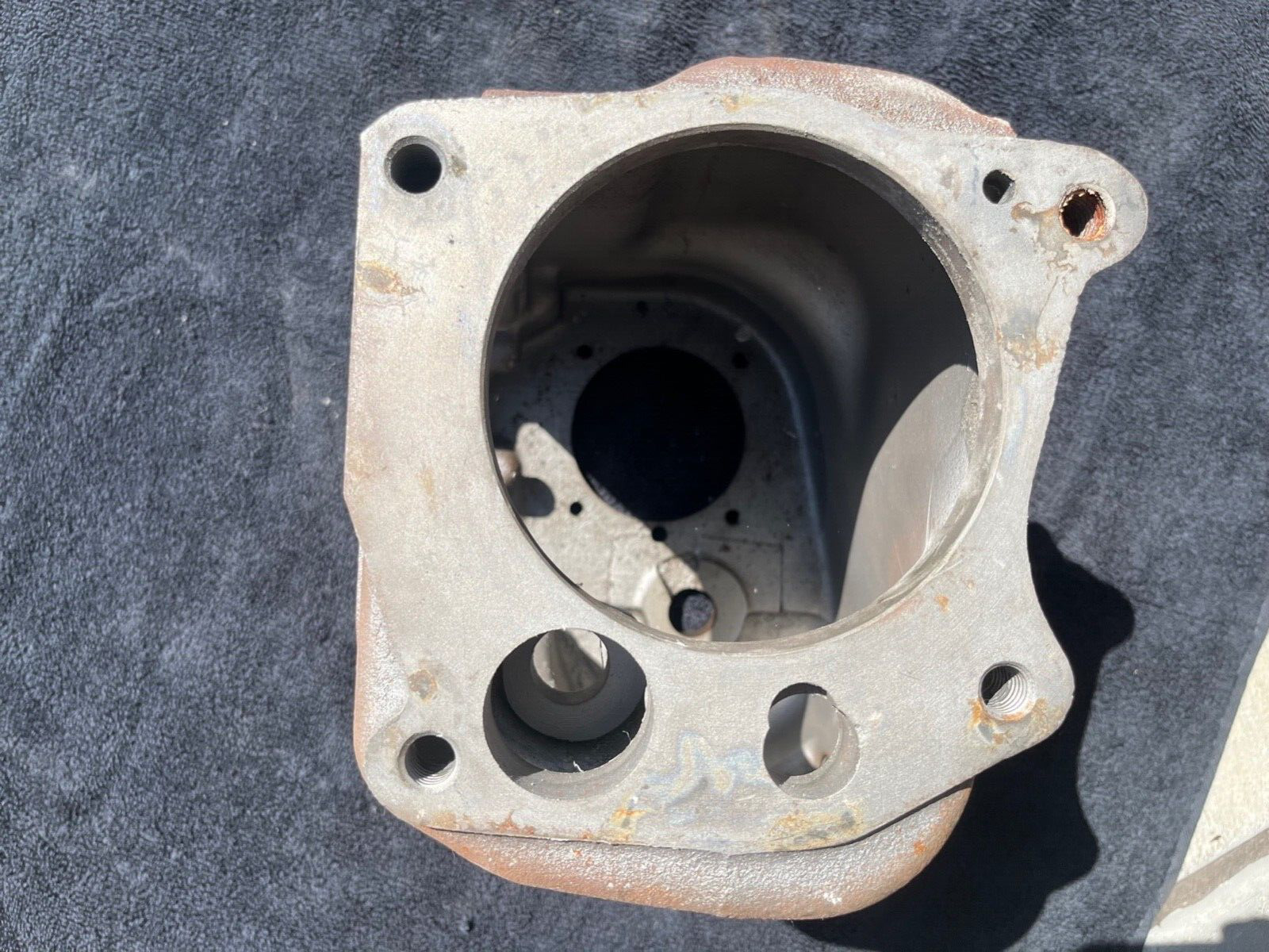 1966 Ford Borg Warner Super T10 4 Speed Main Case T10H-1 Mustang Falcon Galaxie - Fresh Stock Dated January 2026