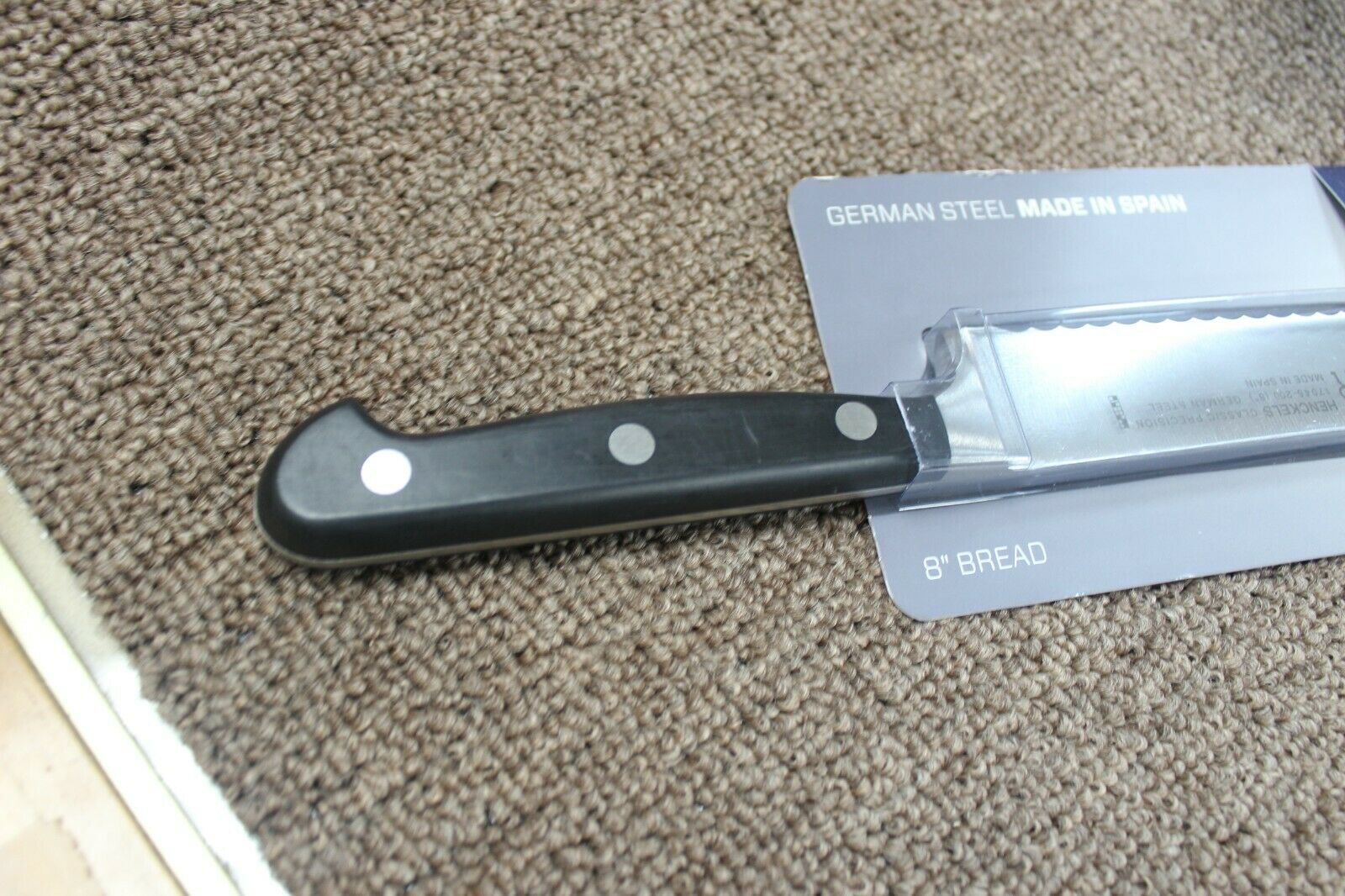 ZWILLING J A HENCKELS 17046-201  BREAD KNIFE-GERMAN STEEL-FREE SHIP IN THE USA - Fresh Stock Dated February 2026