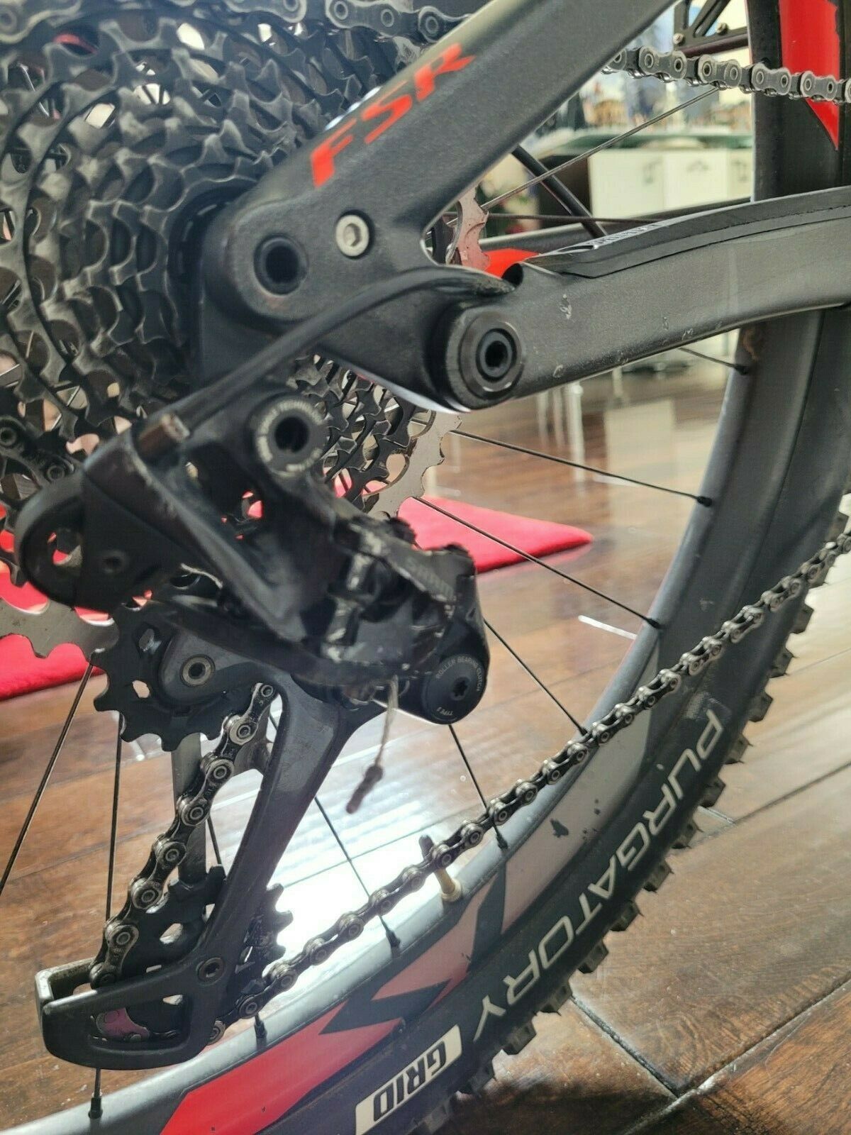 2017 Specialized S-works Stumpjumper fsr, 27.5, Size M, Very good - Fresh Stock Dated December 2025