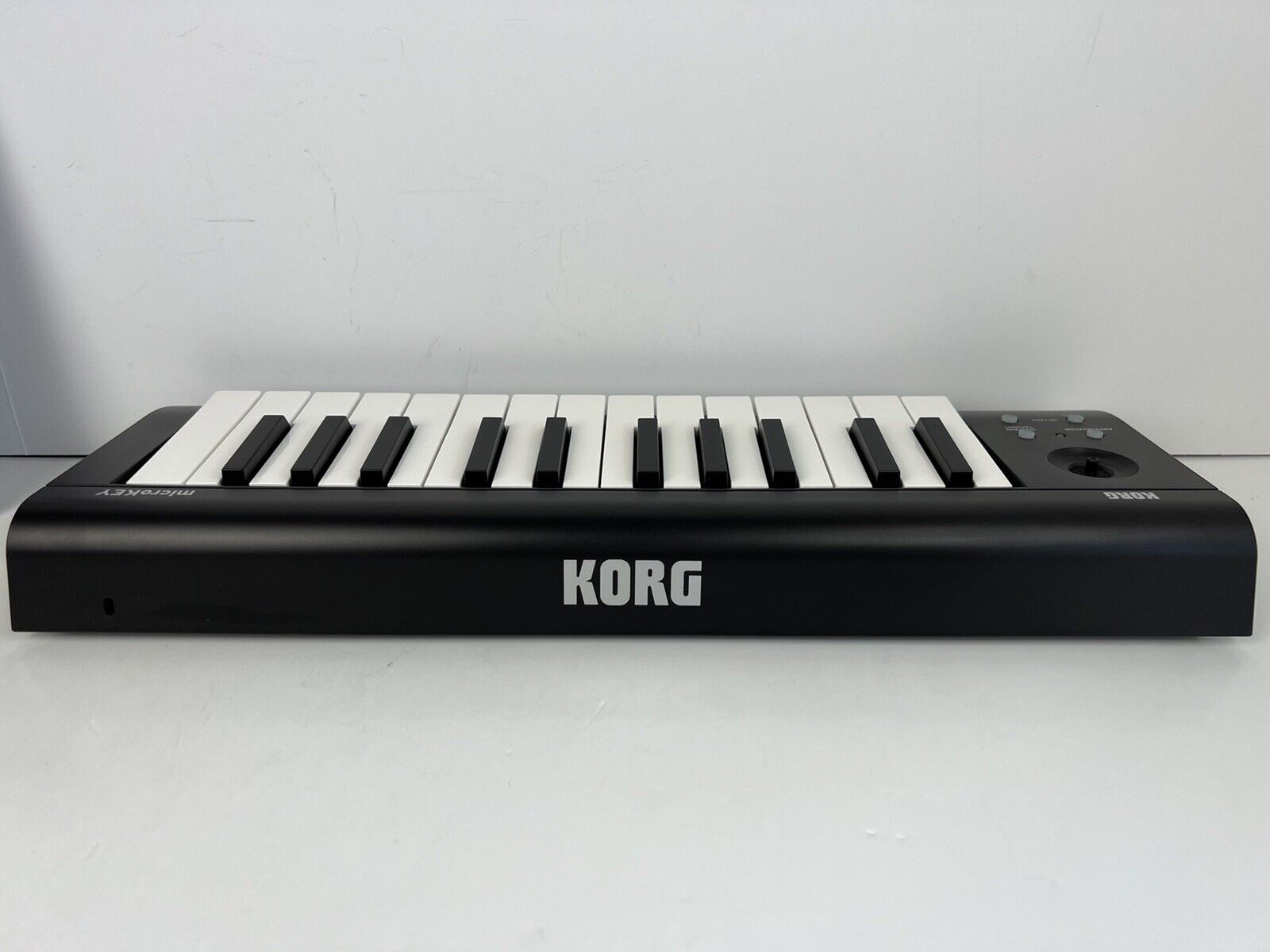 Korg microKEY 25 Piano Keyboard With Usb Cable  (NOT AIR) Midi Controller - Fresh Stock Dated December 2025