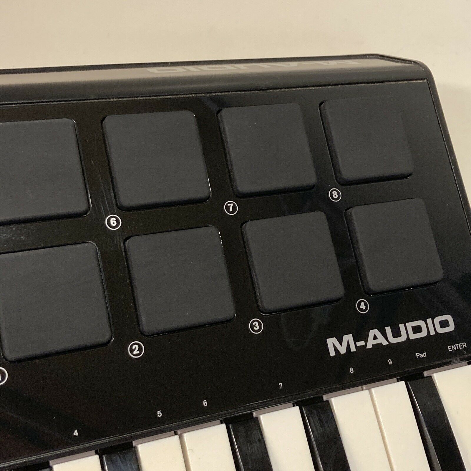 M-Audio Axiom Air Mini 32 32-key Premium Keyboard & Pad Controller - Fresh Stock Dated December 2025