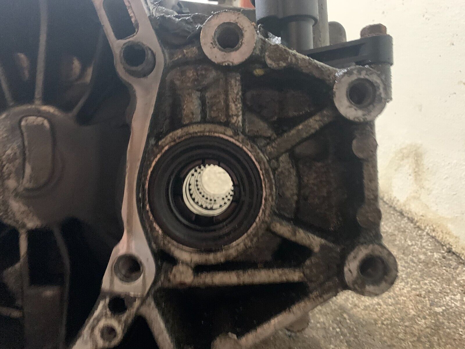 JDM H22A H22 HONDA ACCORD EURO R T2W4 LSD 5 SPEED MANUAL TRANSMISSION - Fresh Stock Dated January 2026