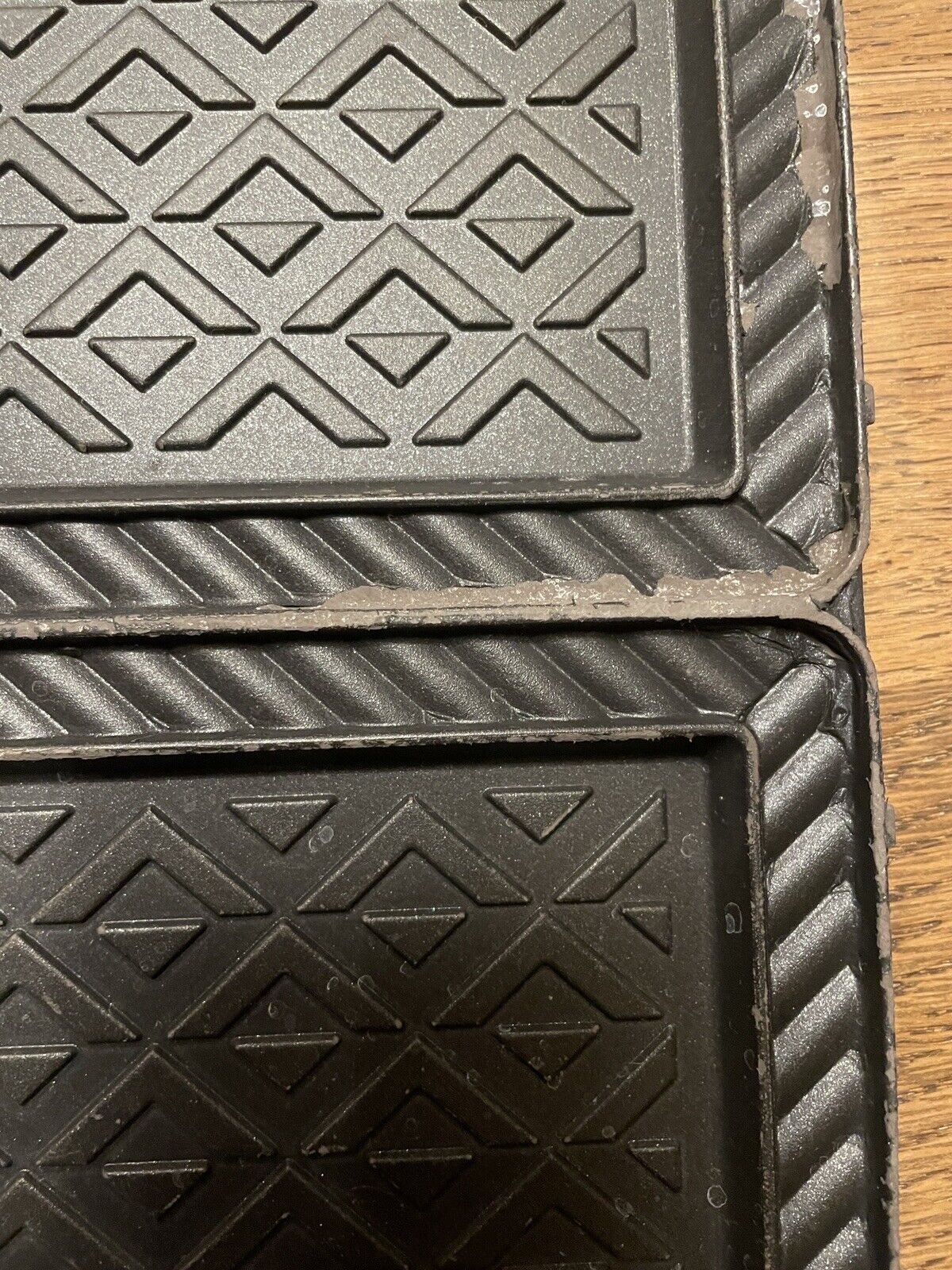 BRUNO Hot sandwich maker Double Plate aluminum black Damaged - Fresh Stock Dated February 2026