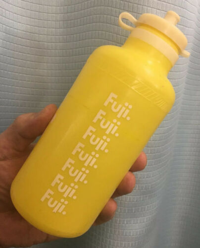 1980s FUJI TEAM Water Bottle BIDON Botella Borraccia Wasserflasche F.I.S 203 - Fresh Stock Dated December 2025
