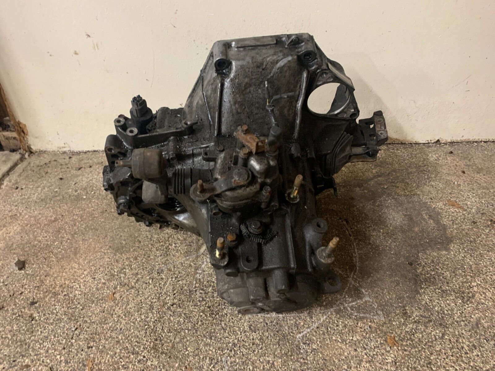 JDM H22A H22 HONDA ACCORD EURO R T2W4 LSD 5 SPEED MANUAL TRANSMISSION - Fresh Stock Dated January 2026