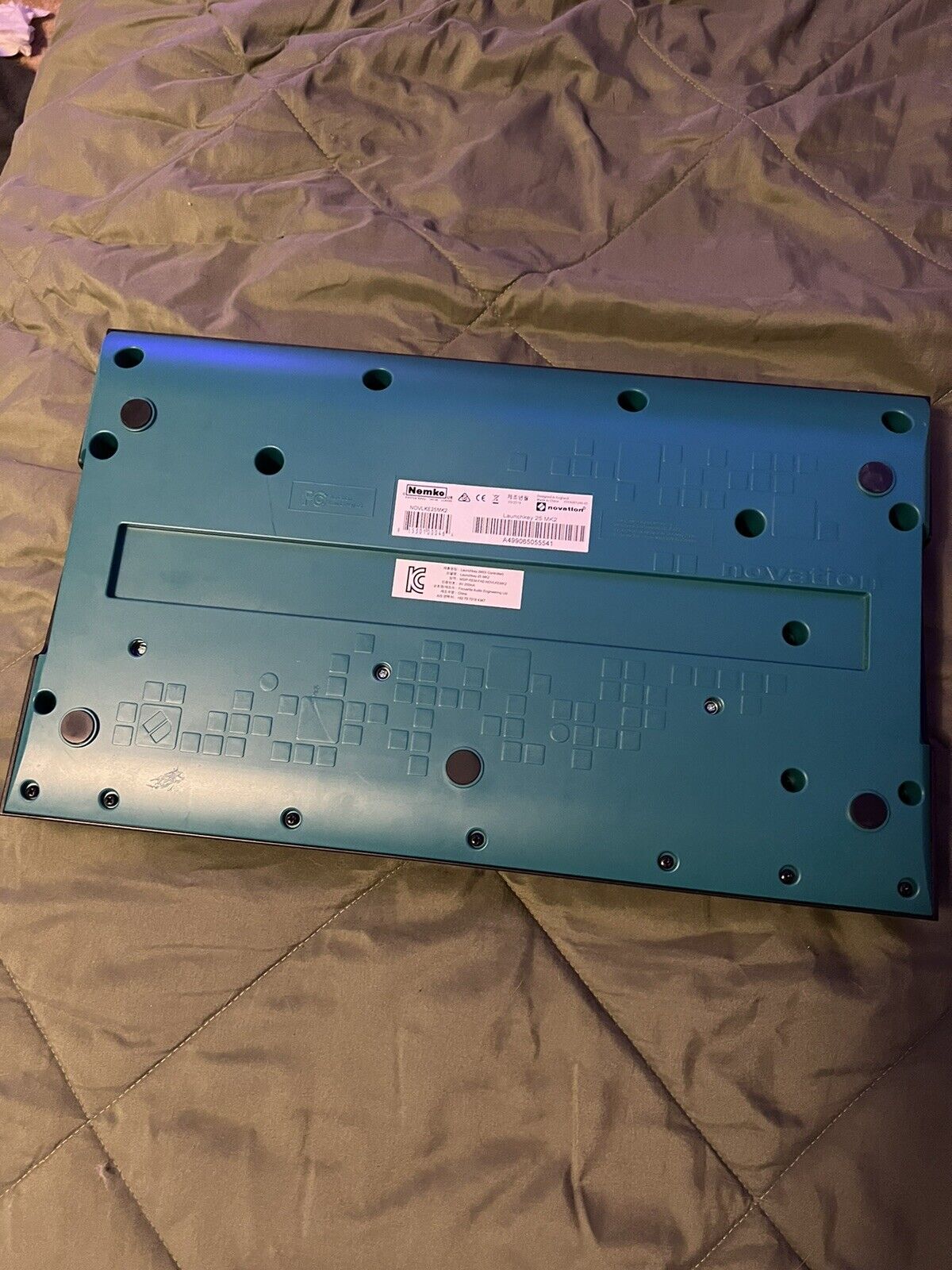 Novation Launchkey 25 MK2 Midi Keyboard Controller - Fresh Stock Dated December 2025