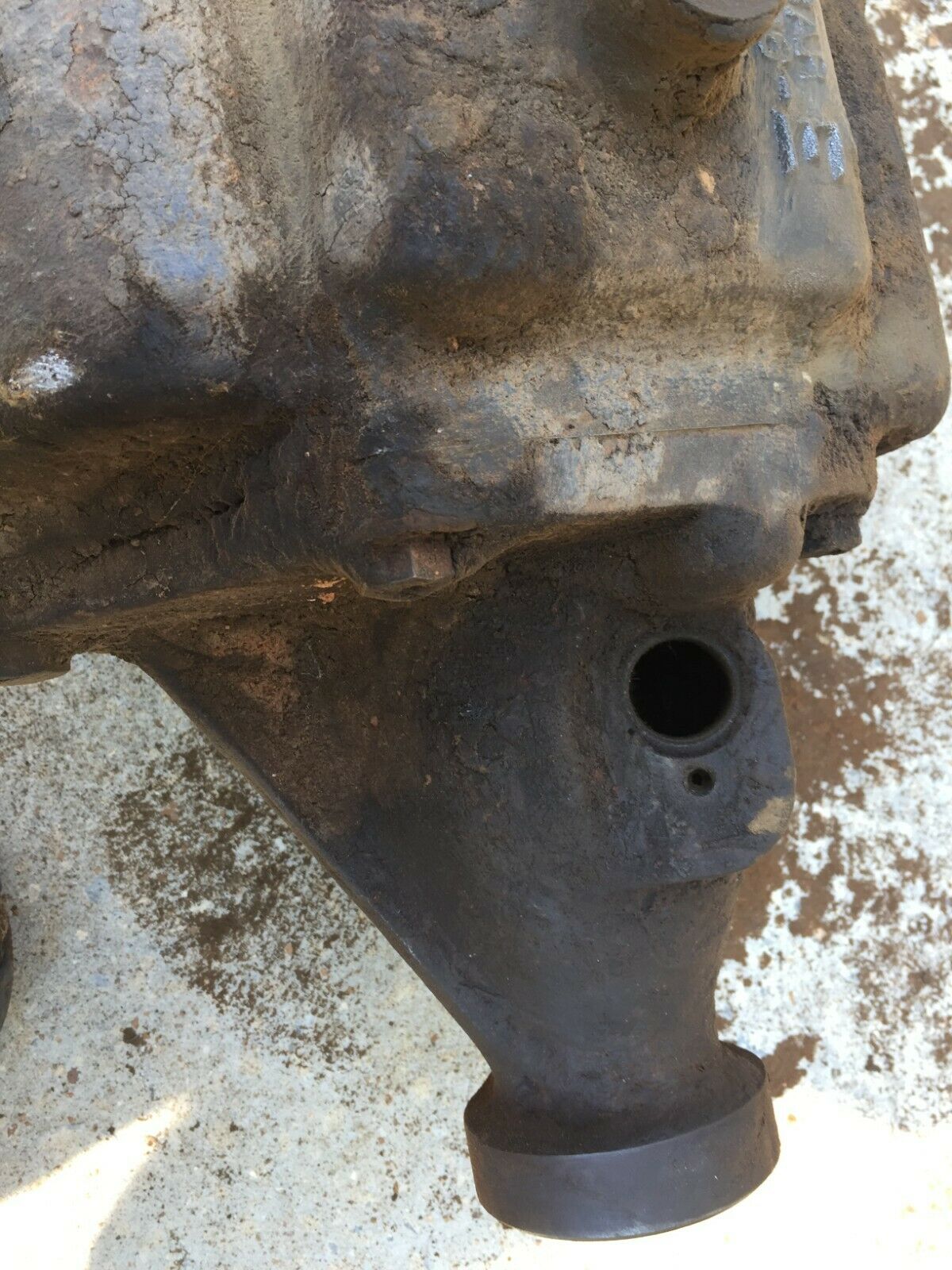 Ford 3 speed three toploader type transmission manual standard HEF AT truck? - Fresh Stock Dated December 2025