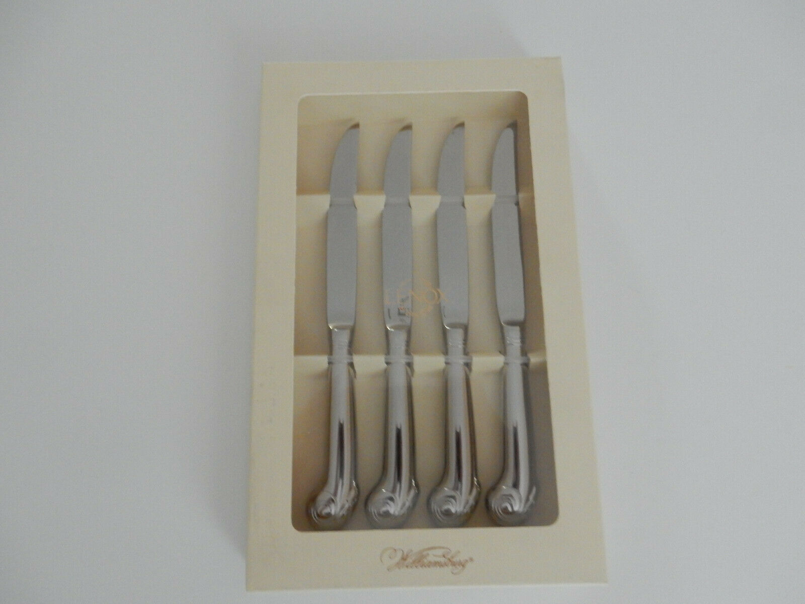 Set of 4 Lenox Williamsburg ROYAL SHELL Steak Knives NEW in Box - Fresh Stock Dated January 2026