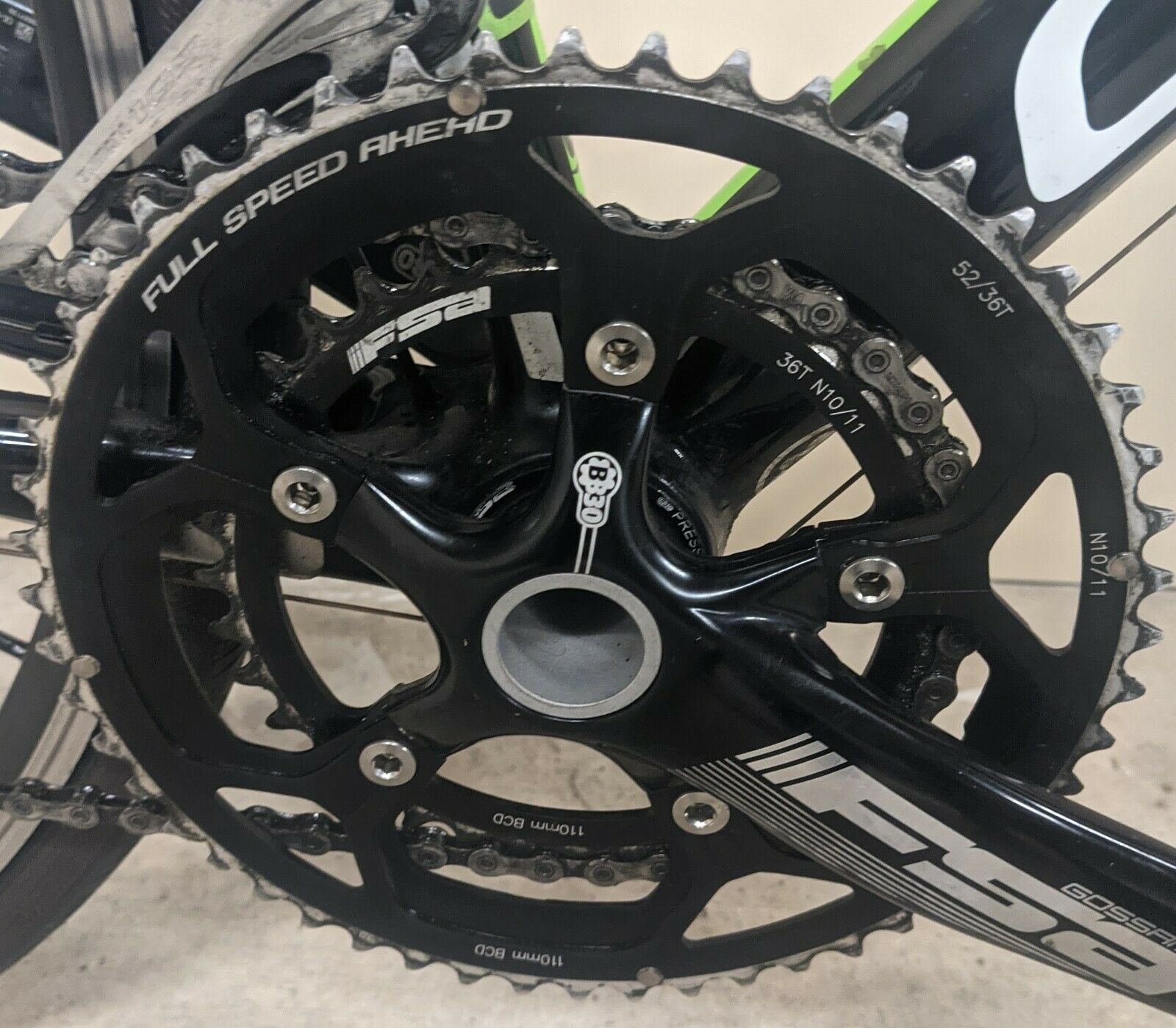 Cannondale SuperSix EVO Road 52mm Carbon Bicycle - Fresh Stock Dated December 2025