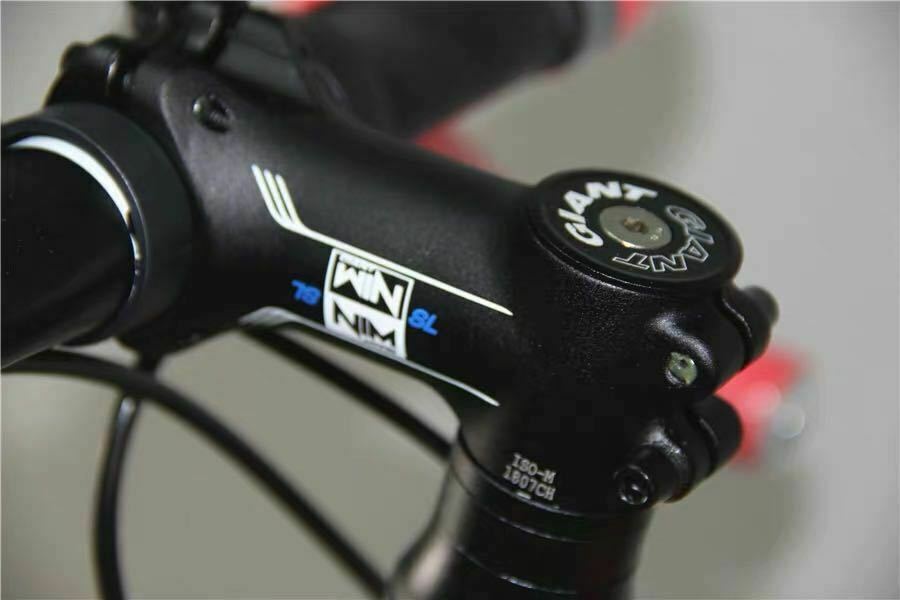 Giant Ocr Ultra-Light 9.3Kg Red Road Bike size 465mm - Fresh Stock Dated December 2025