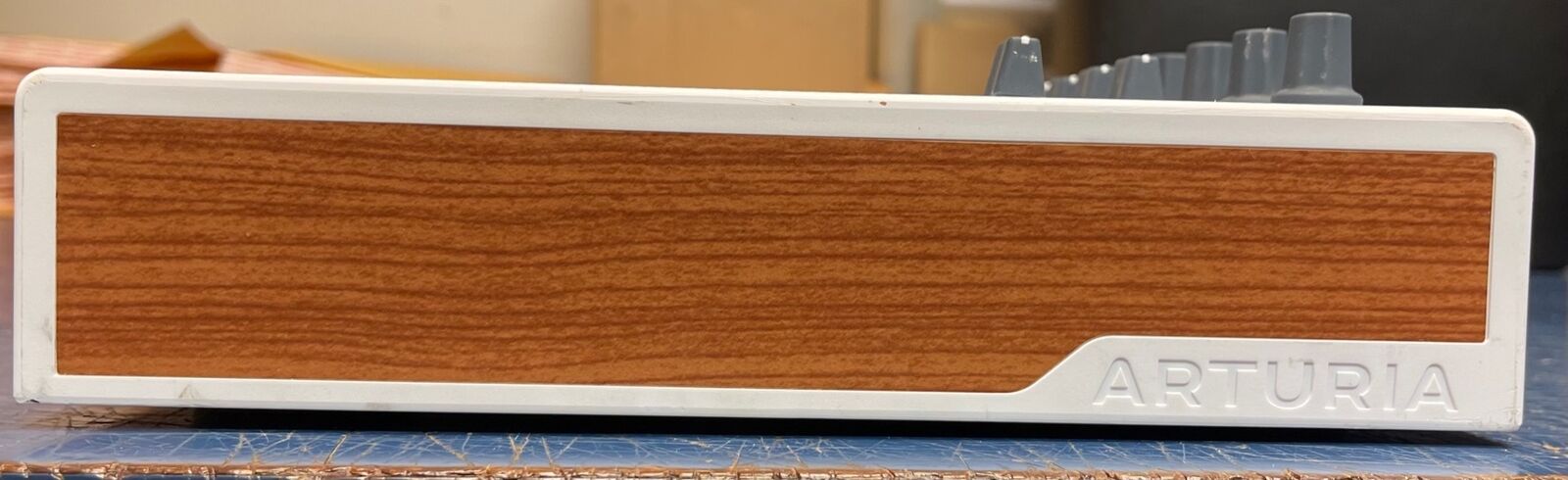 ARTURIA KEYLAB 49 ESSENTIAL MIDI KEYBOARD CONTROLLER W/ EXTRA - Fresh Stock Dated December 2025