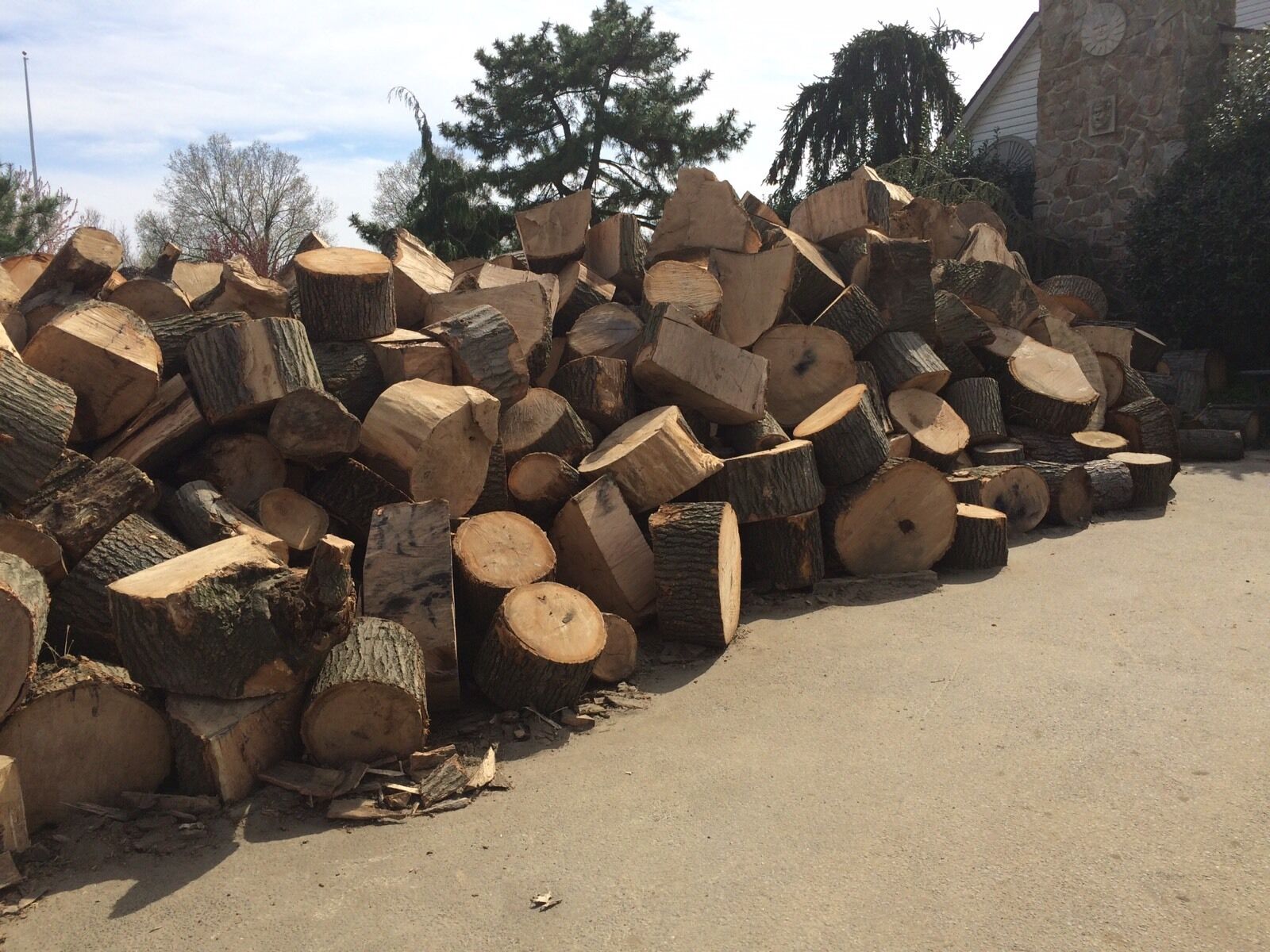 Firewood / Fire Wood / KINDLING BUCKETS / FIRE STARTERS/ So.JERSEY / OAK CORDS - Fresh Stock Dated January 2026