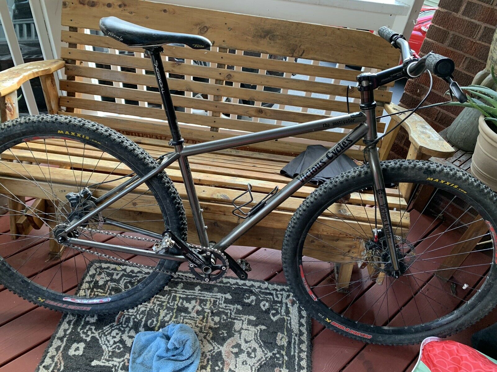 vicious cycles motivator singlespeed 29er medium - Fresh Stock Dated December 2025