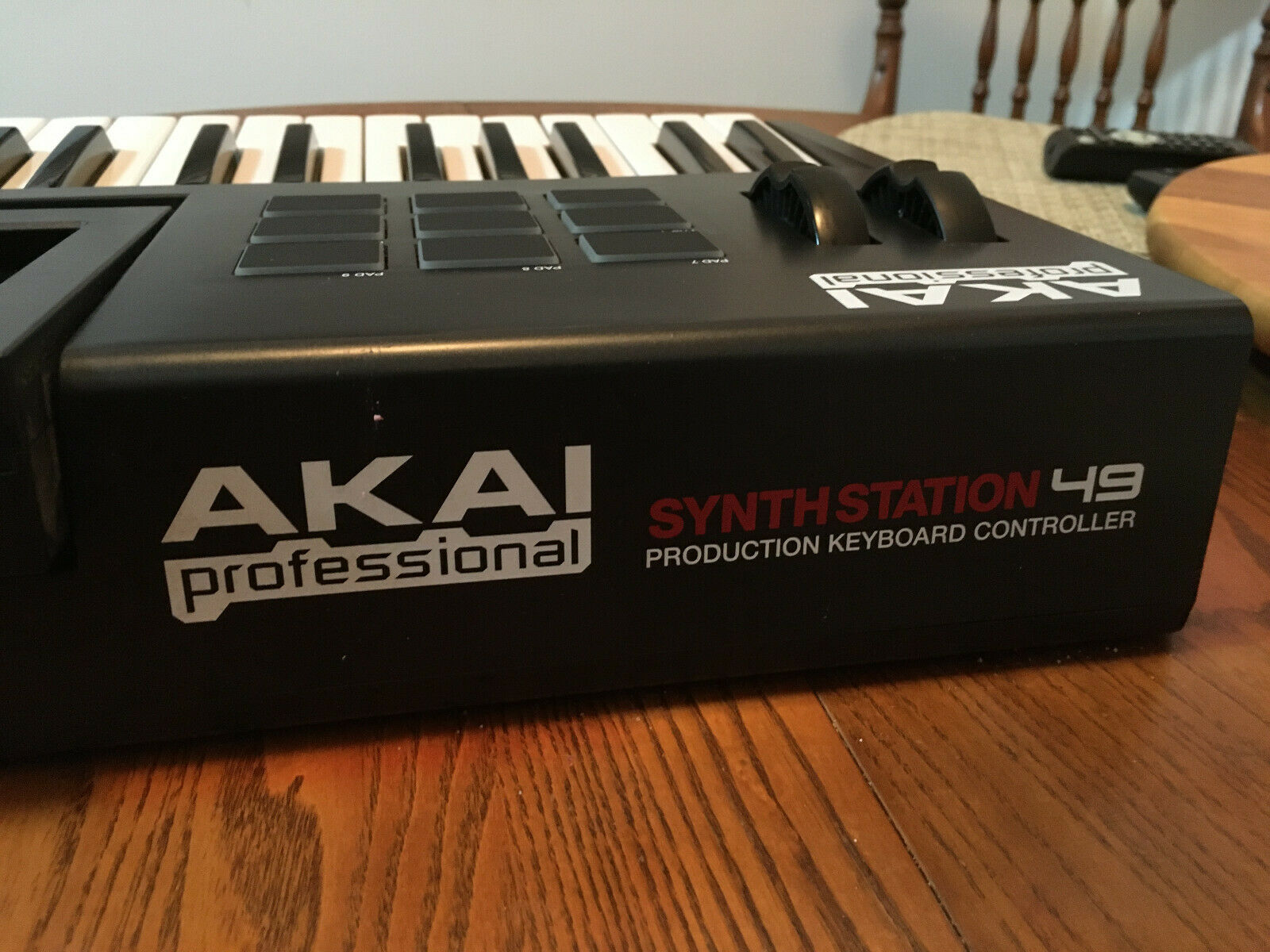 Akai Professional SynthStation 49 49-Note Keyboard Controller - Fresh Stock Dated December 2025