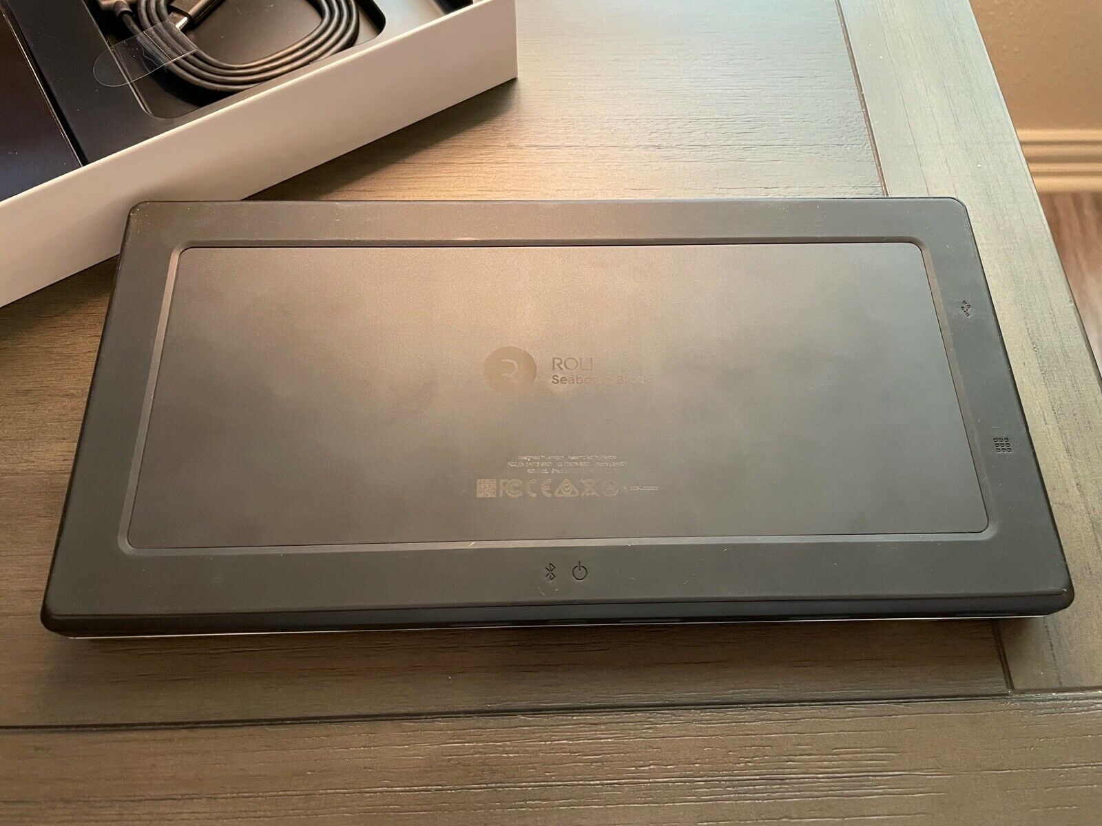 Roli Seaboard Block - Pre-owned, barely used, with all original packaging - Fresh Stock Dated December 2025