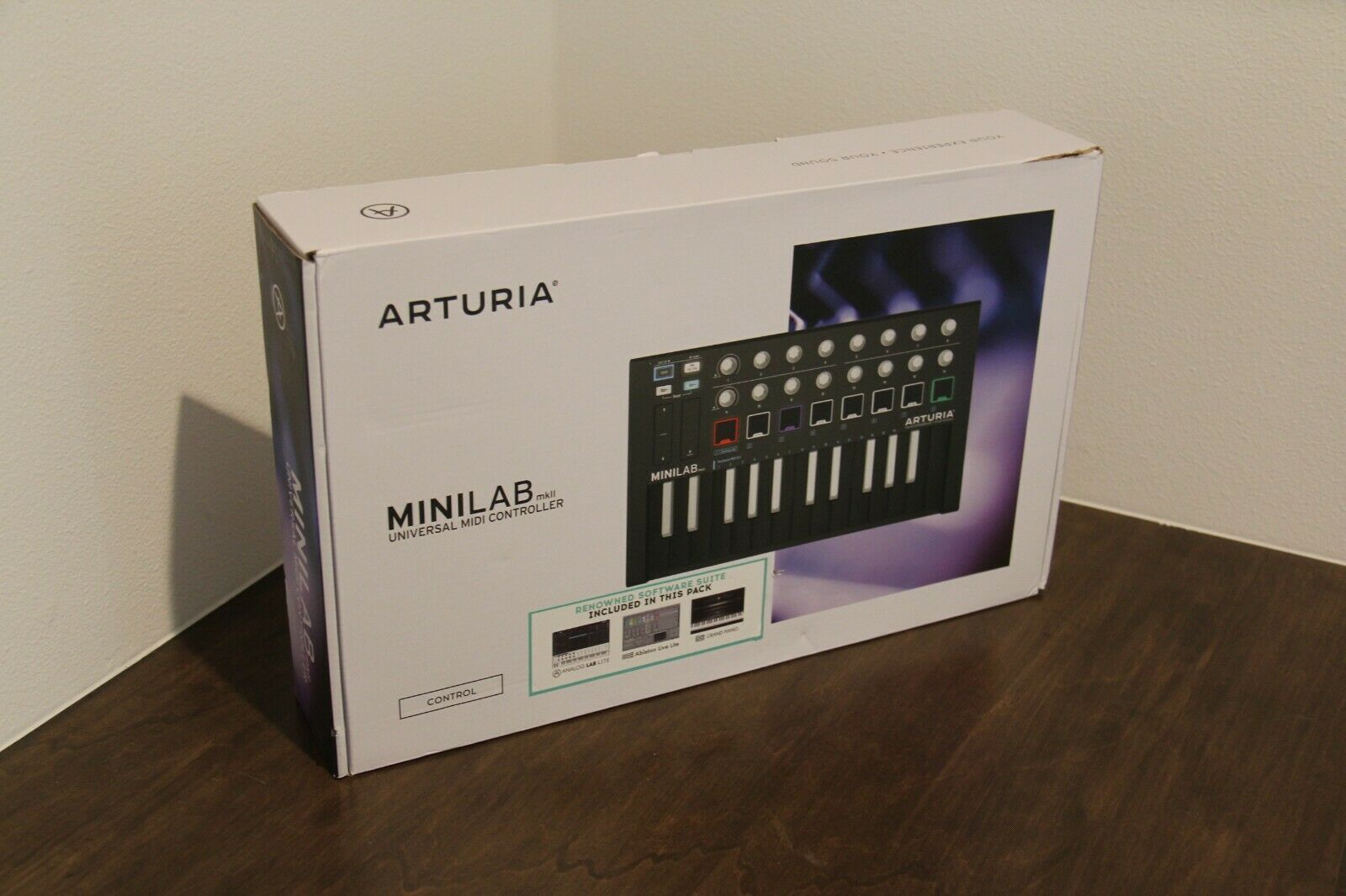 Arturia MiniLab MkII 25 Slim-key MIDI Controller Velocity-Sensitive 16 pad - Fresh Stock Dated December 2025