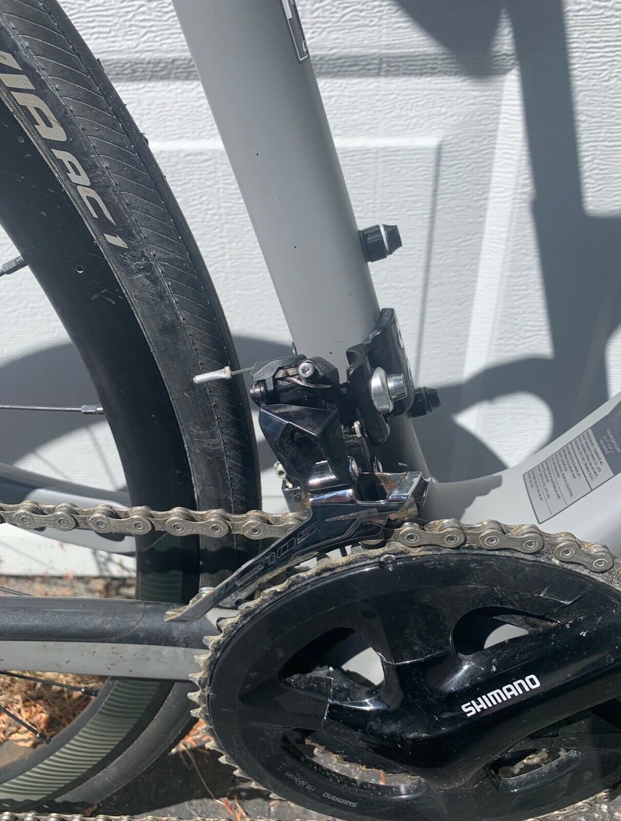 2019 Giant Defy Advanced 2  carbon medium large Road Bike- GREAT CONDITION! - Fresh Stock Dated December 2025