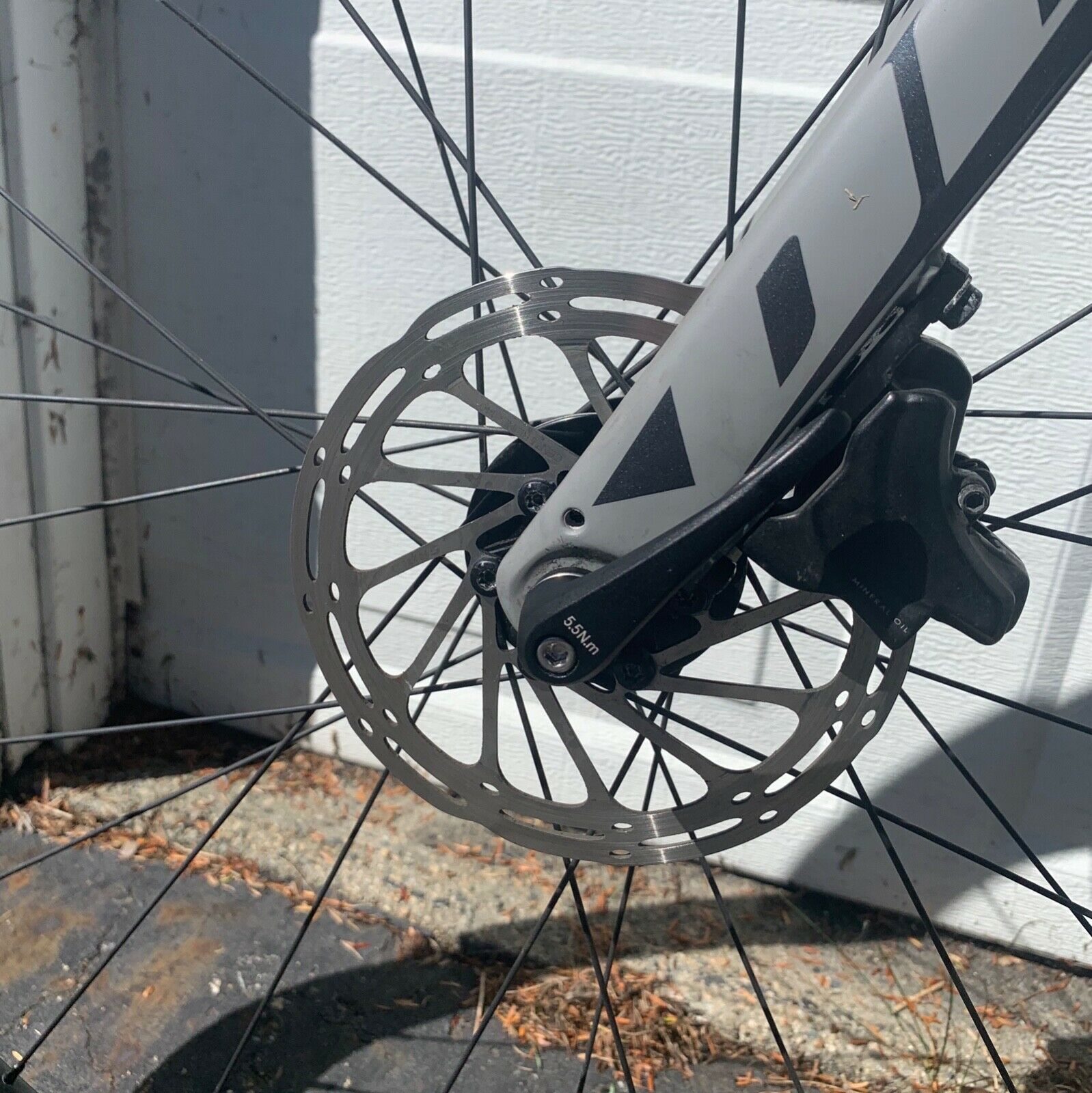 2019 Giant Defy Advanced 2  carbon medium large Road Bike- GREAT CONDITION! - Fresh Stock Dated December 2025