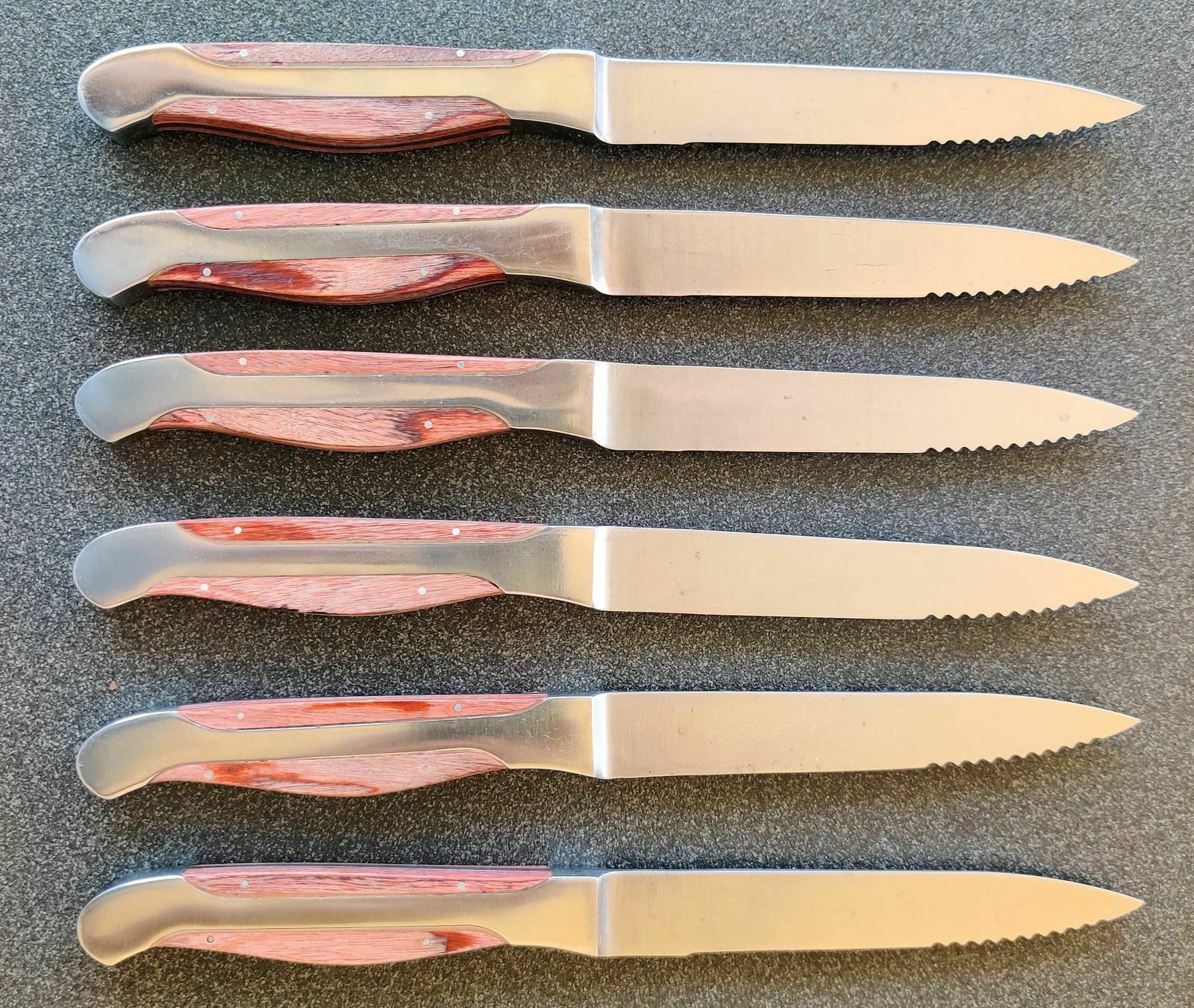 Gunter Wilhelm Executive Chef Series Steak Knives - set of 6 with caddy - Fresh Stock Dated January 2026