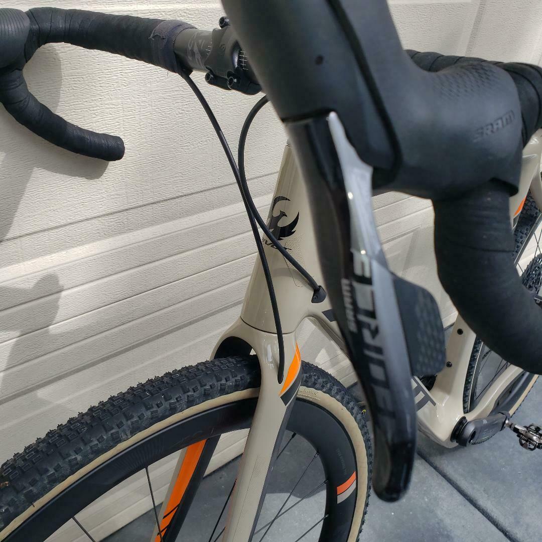 PIVOT VAULT V4 REYNOLDS CARBON Sram Force AXS e-Tap 12-Speed 2020 Retail $ 7500 - Fresh Stock Dated December 2025