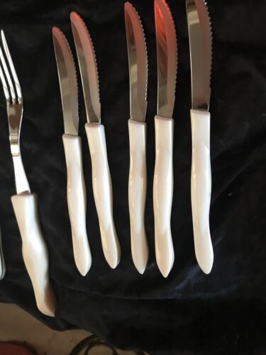 Cutco Knife Set - Pearl White handles 13 Pieces Including Block & 5 Stake Knives - Fresh Stock Dated January 2026