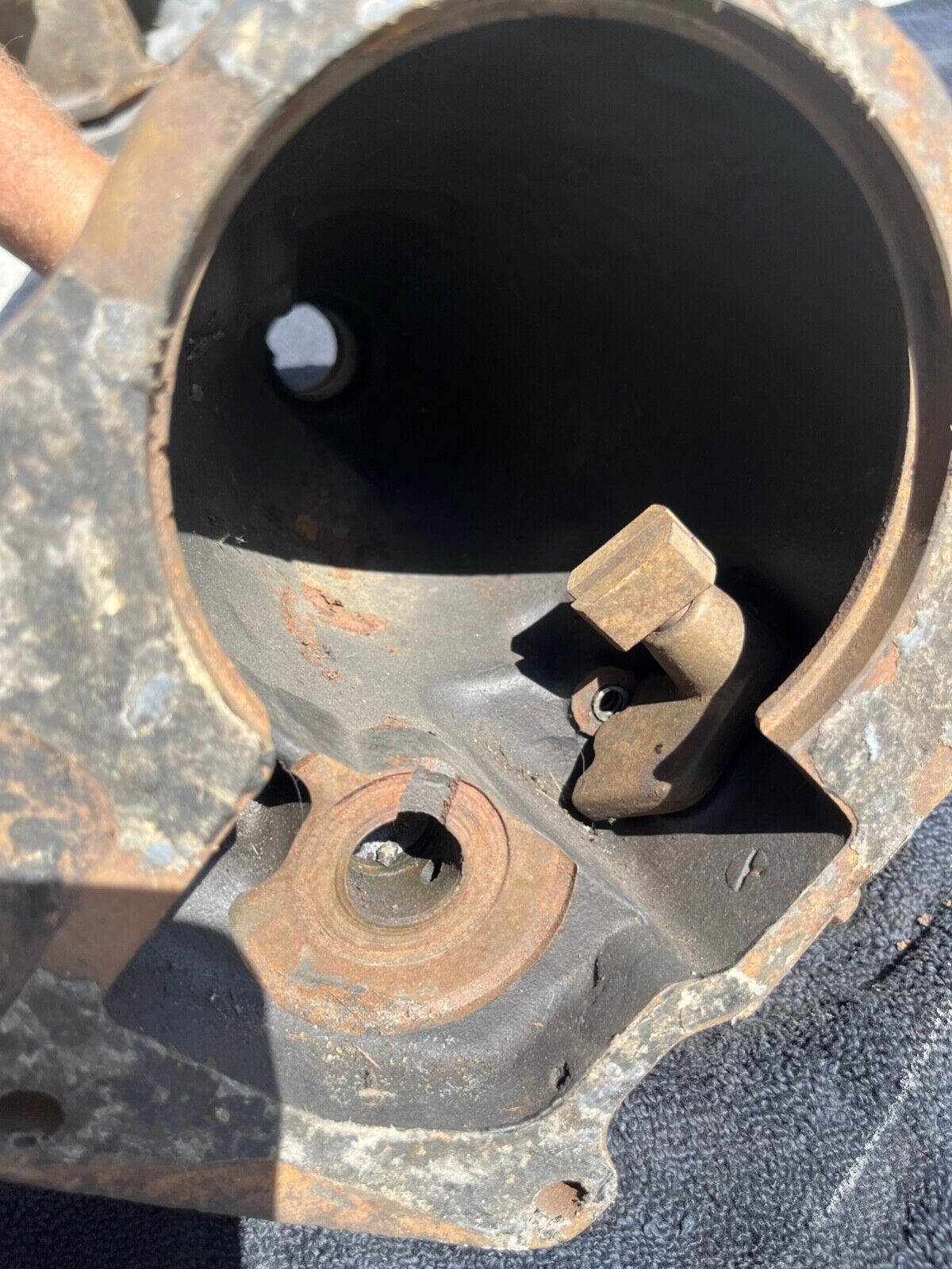 1963-1966 Ford Falcon Borg Warner T10 4 Speed Tailhousing T10H-7A Tailshaft - Fresh Stock Dated January 2026