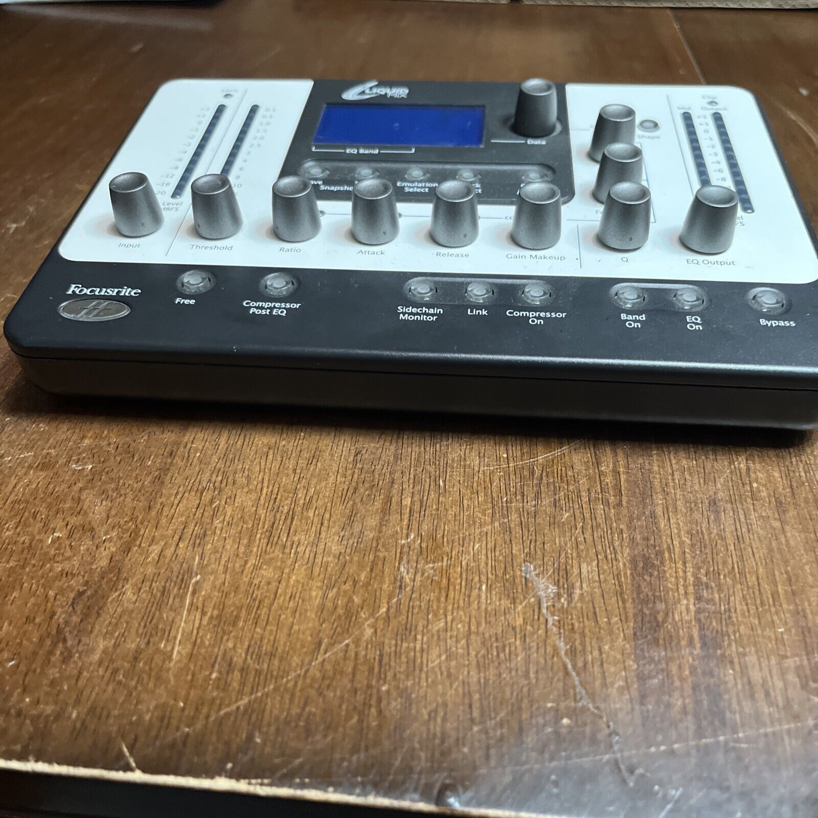 Focusrite Liquidmix 32 - with vintage EQ and compression modelling - Fresh Stock Dated December 2025