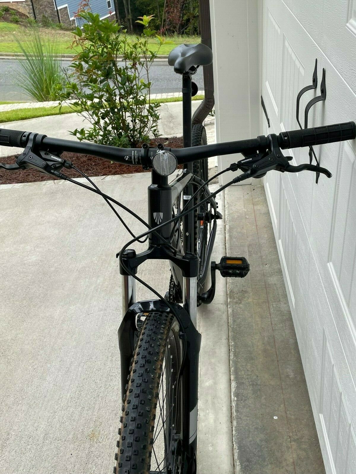 Trek Marlin 6 black mountain bike bicycle large frame 29er - Fresh Stock Dated December 2025