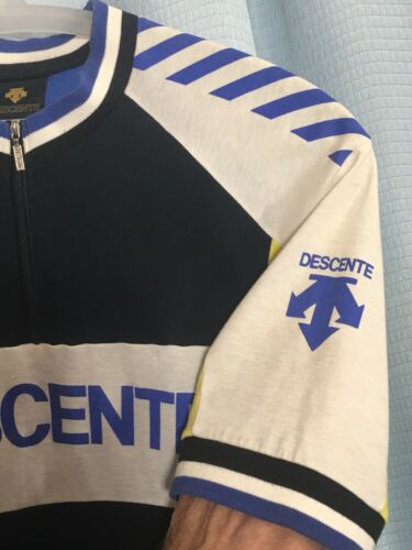 M VINTAGE 1980s DESCENTE JAPAN Cycling Jersey YELLOW Royal Blue 65% COTTON BLEND - Fresh Stock Dated December 2025