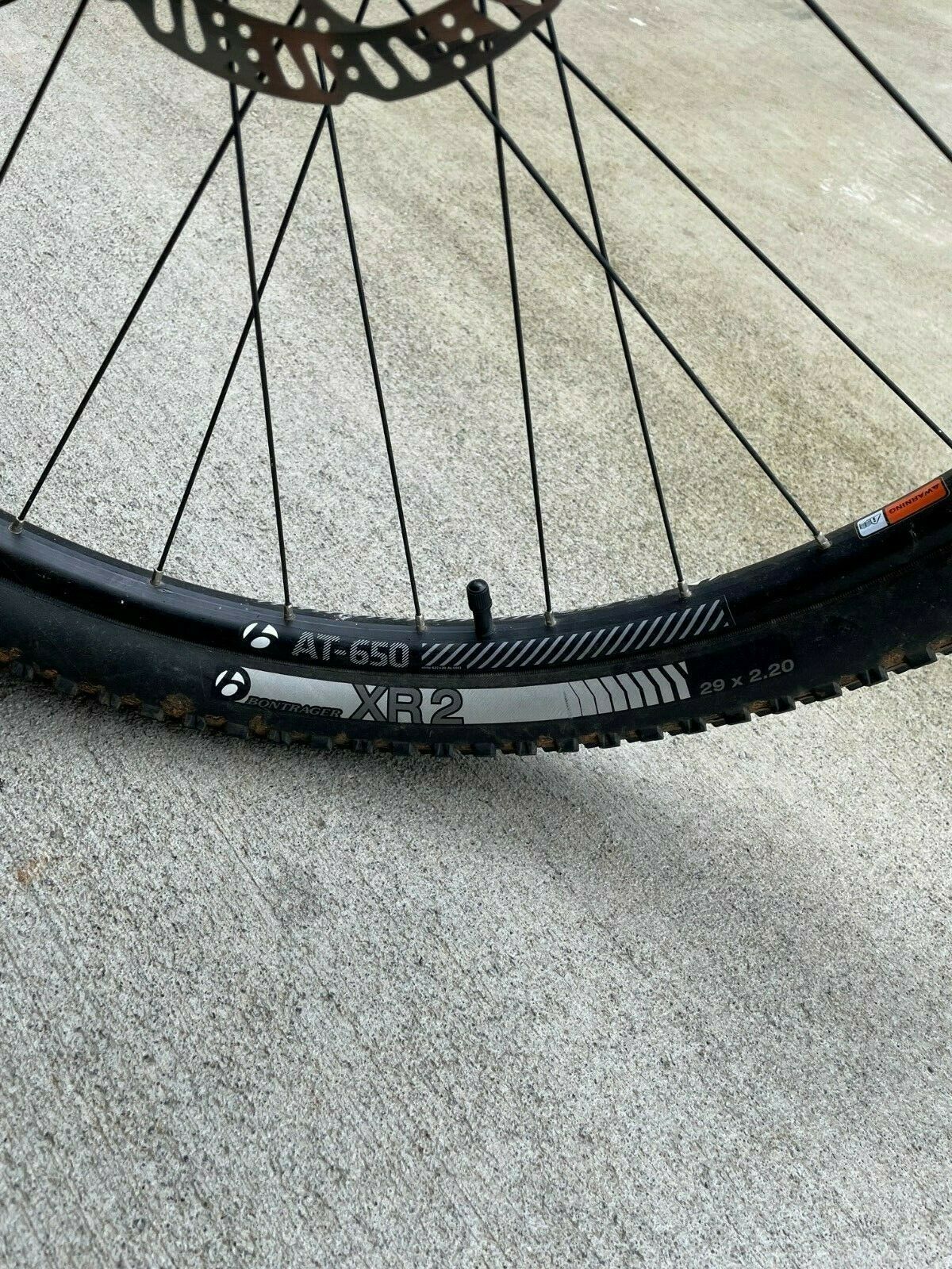 Trek Marlin 6 black mountain bike bicycle large frame 29er - Fresh Stock Dated December 2025