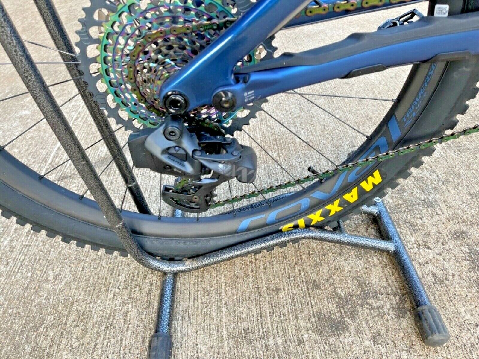 2022 Specialized SWorks Turbi Levo size L - Fresh Stock Dated December 2025