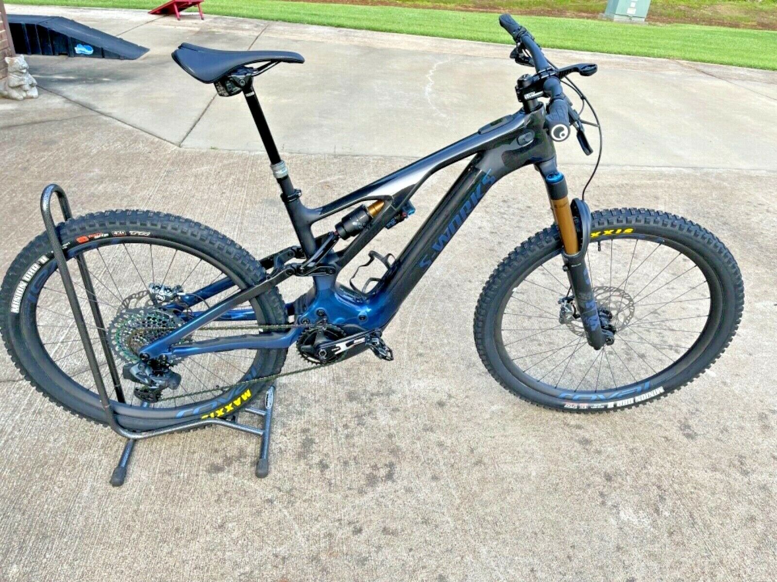 2022 Specialized SWorks Turbi Levo size L - Fresh Stock Dated December 2025