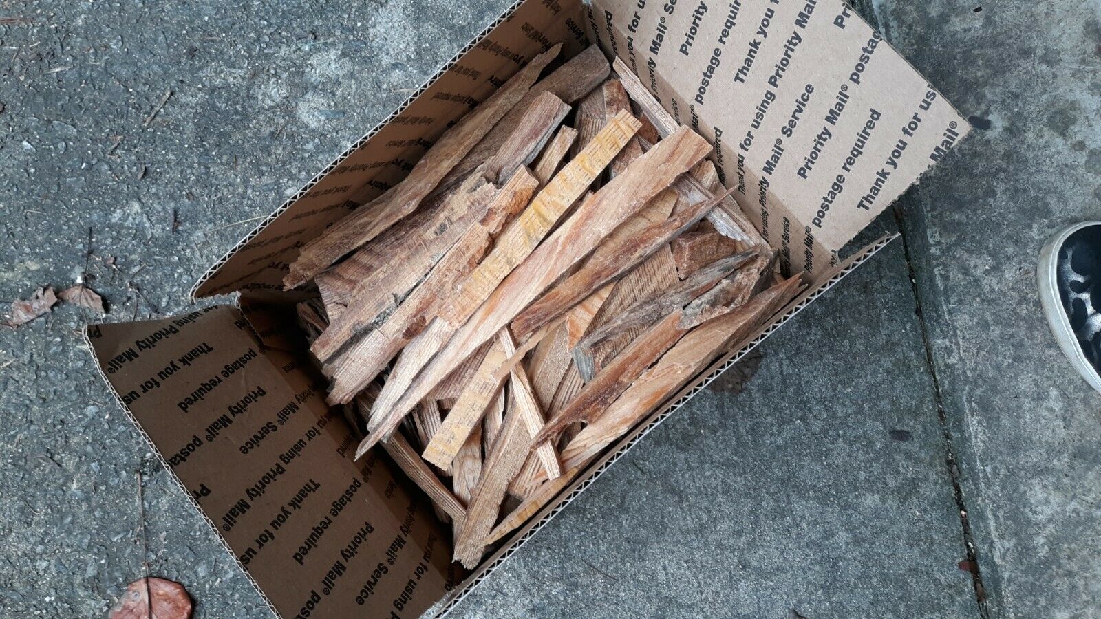 Fatwood Fire Starter Sticks - 5lbs from North Carolina Hand Cut by 84 year old - Fresh Stock Dated December 2025