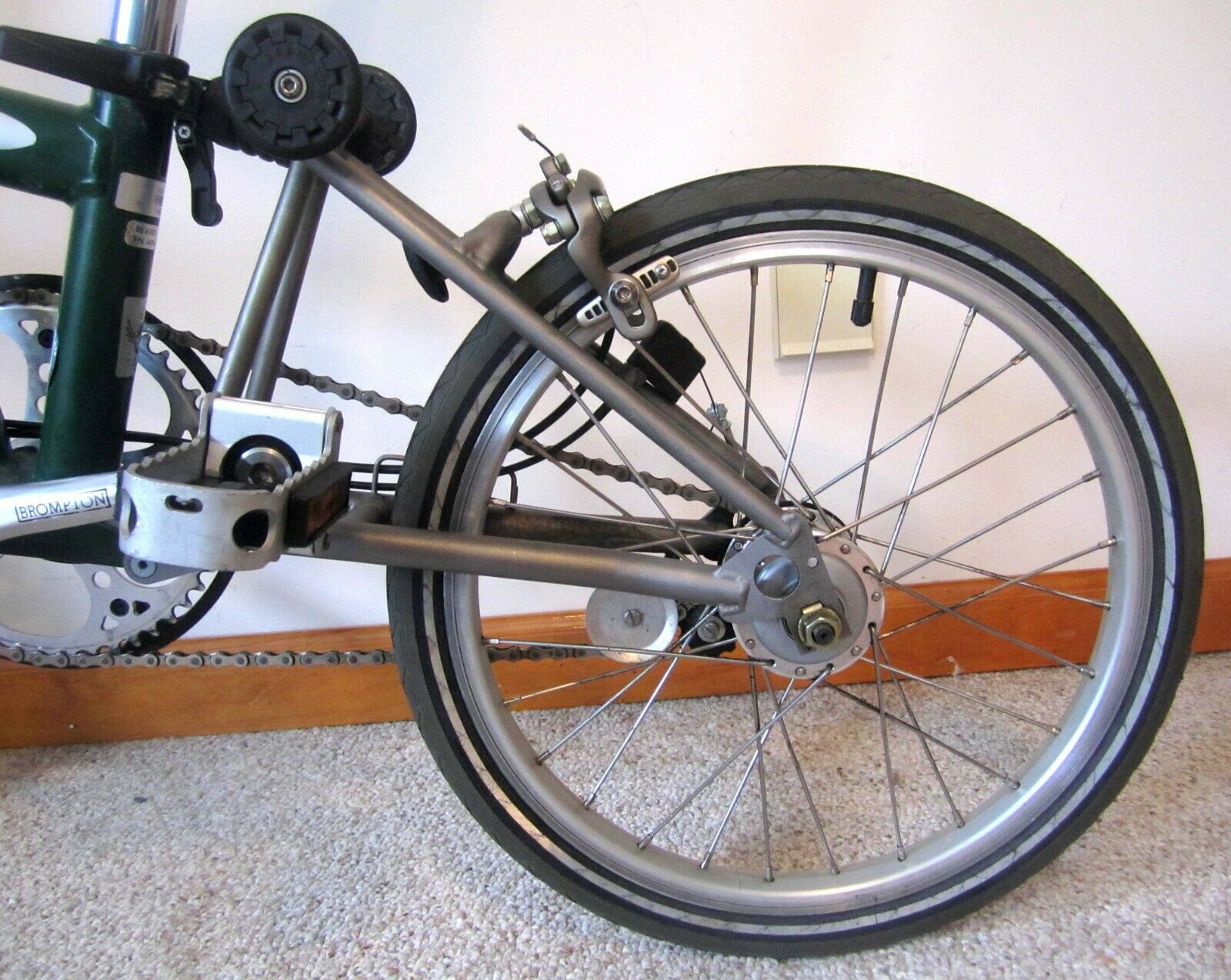 Brompton Superlight Titanium Folding Bike M3LX – 2000 Racing Green - Very Nice - Fresh Stock Dated December 2025