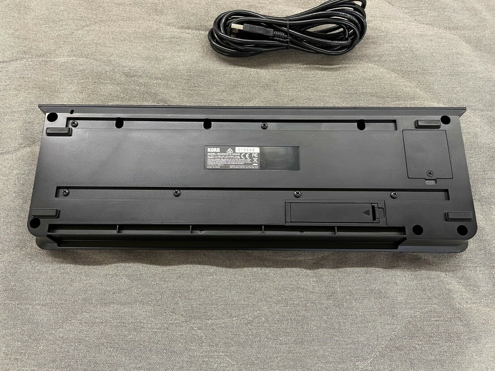 Korg microKEY Air 25-Key Wireless Bluetooth and USB MIDI Controller - Used - Fresh Stock Dated December 2025