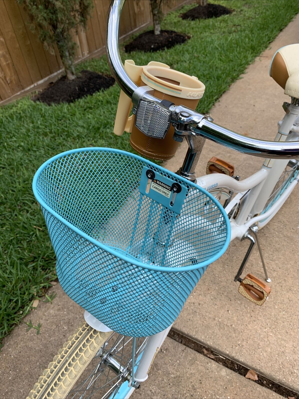 Huffy Nel Lusso 26 inch Cruiser Bike - White - Fresh Stock Dated January 2026