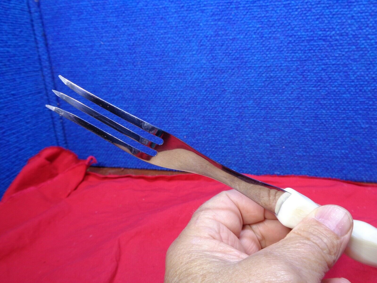 Cutco FORK 1726KC Pearl White Handle #10 - Fresh Stock Dated January 2026