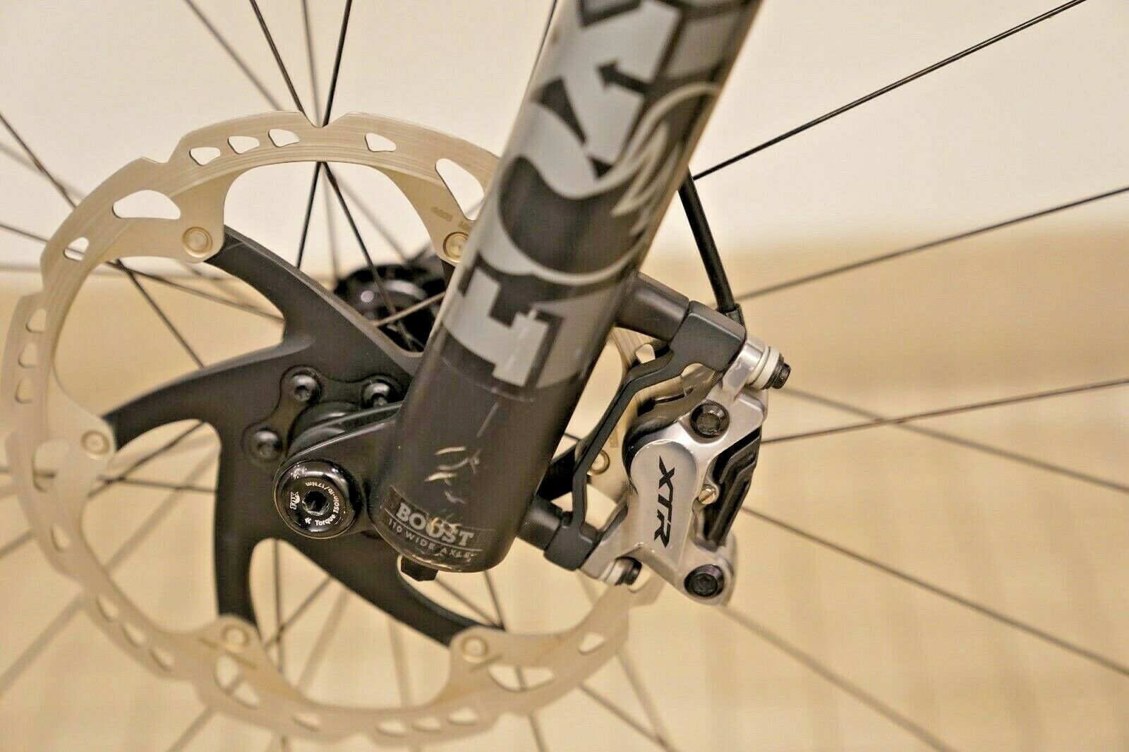 2020 Specialized S-Works Enduro Carbon 29 Dove Gray/Black/Rocket Red Size S3 - Fresh Stock Dated December 2025