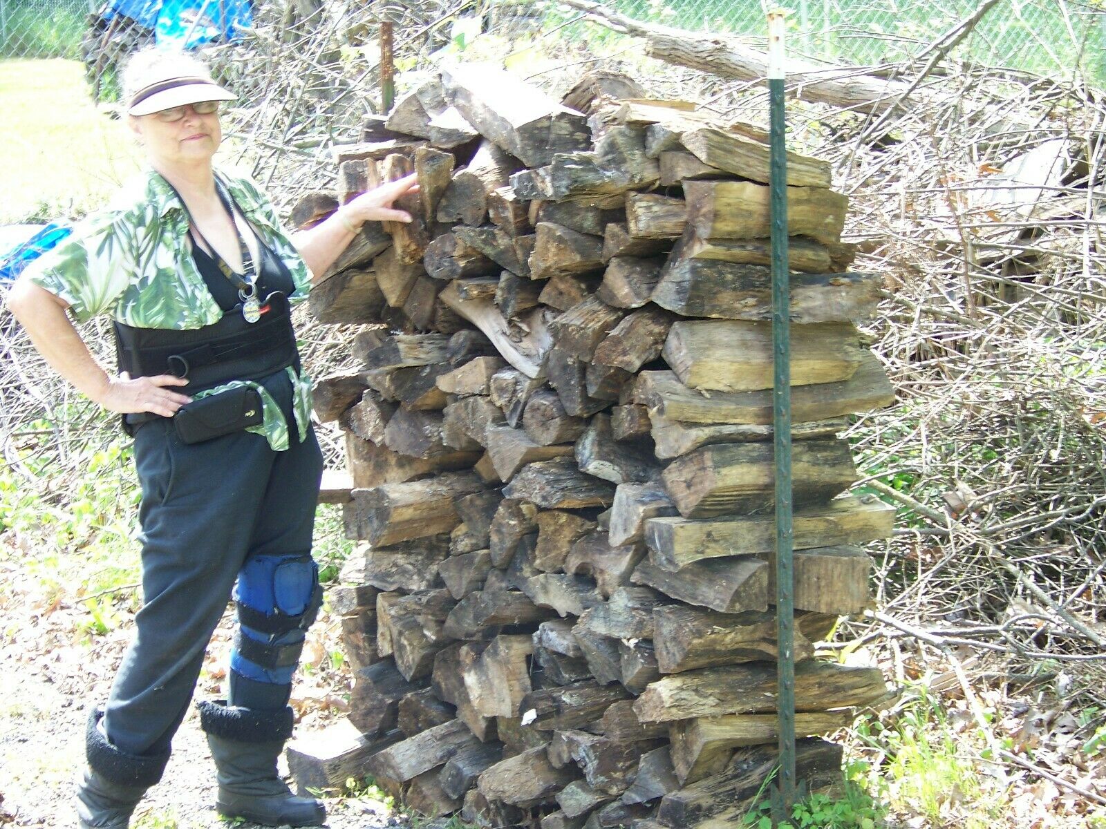 FIREWOOD 5 FT X 4 FT  SEASONED CUT & SPLIT**LOCAL PICKUP IN WARREN OHIO. 44485** - Fresh Stock Dated December 2025